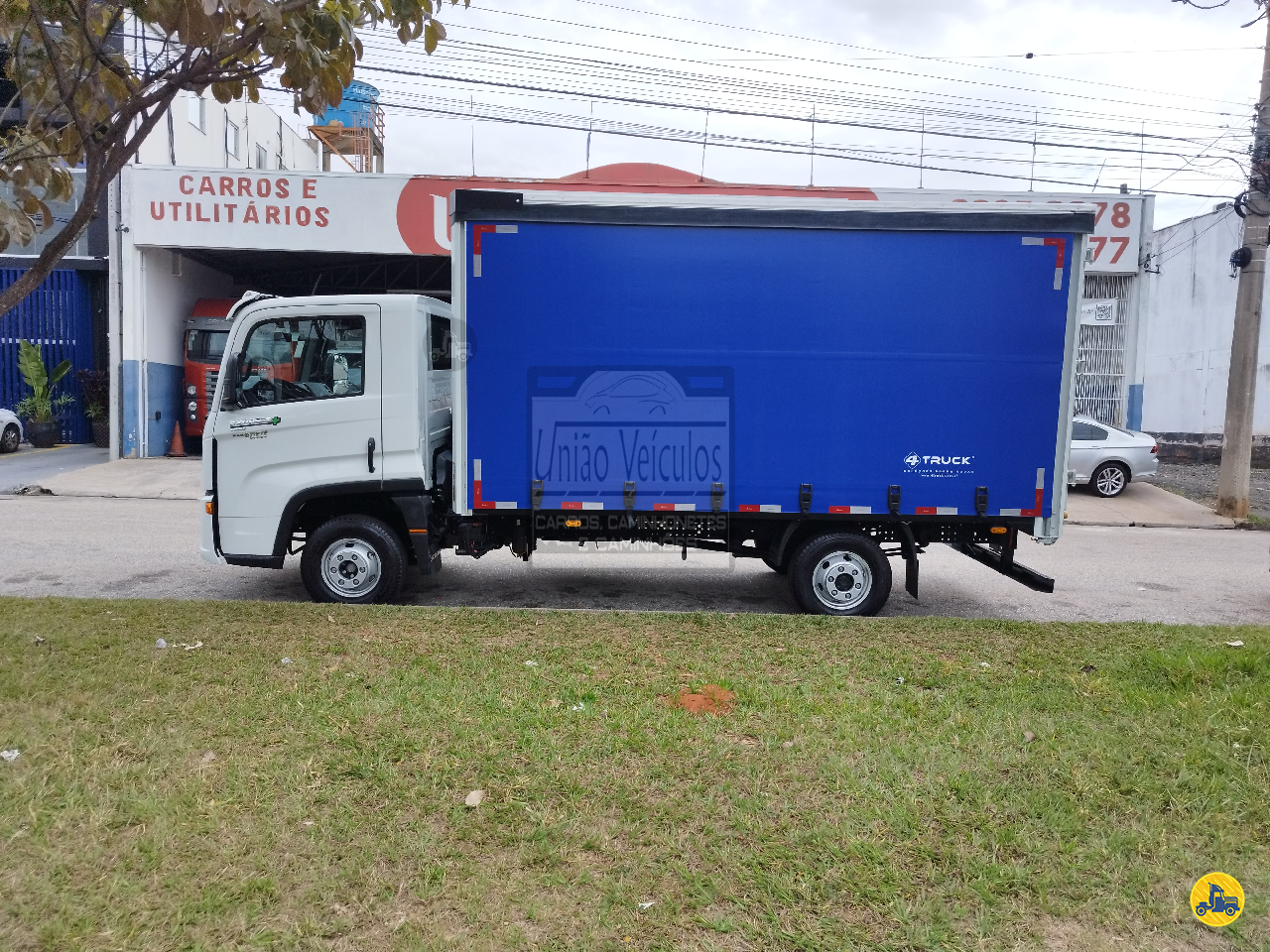 CAMINHAO VOLKSWAGEN DELIVERY EXPRESS Baú Sider 3/4 4x2 União Veículos SOROCABA SÃO PAULO SP