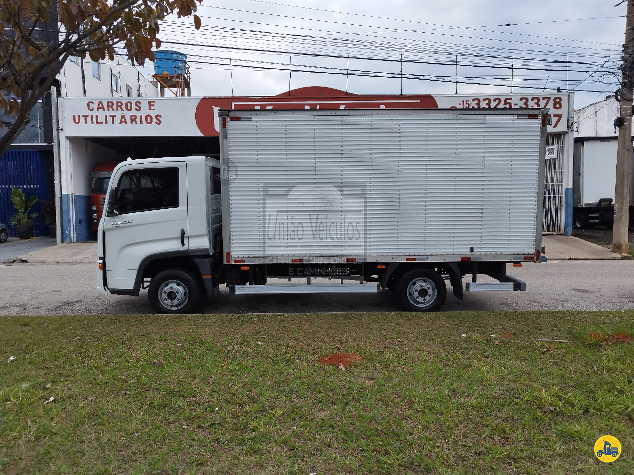 CAMINHAO VOLKSWAGEN DELIVERY EXPRESS Baú Furgão 3/4 4x2 União Veículos SOROCABA SÃO PAULO SP