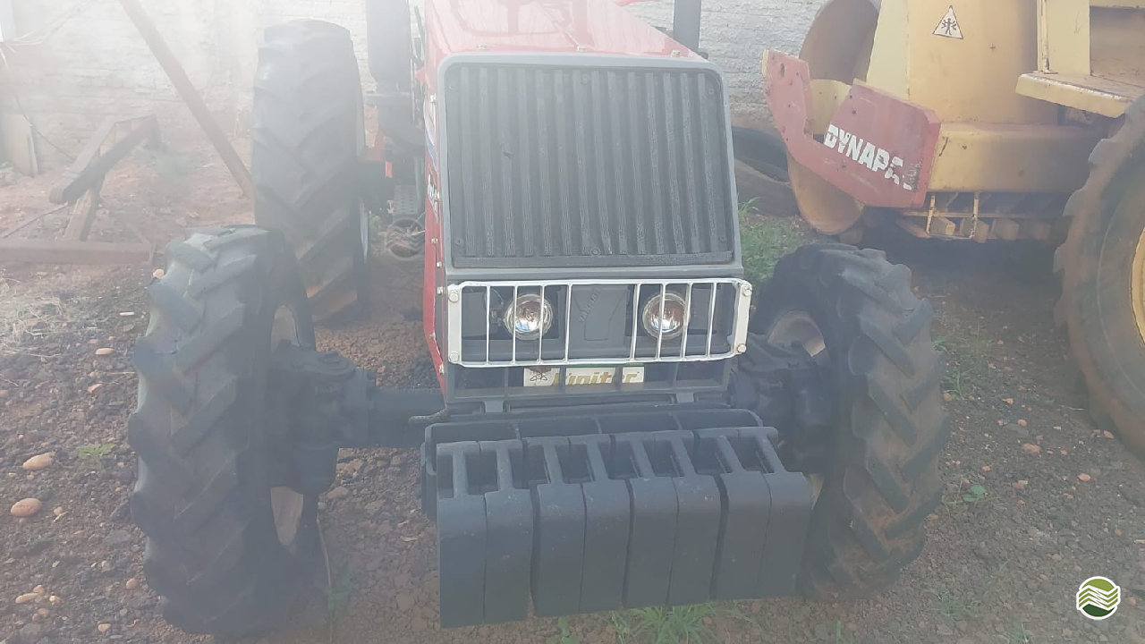 TRATOR YANMAR YANMAR 1050 Tração 4x4 Mariel Tratores VOTUPORANGA SÃO PAULO SP