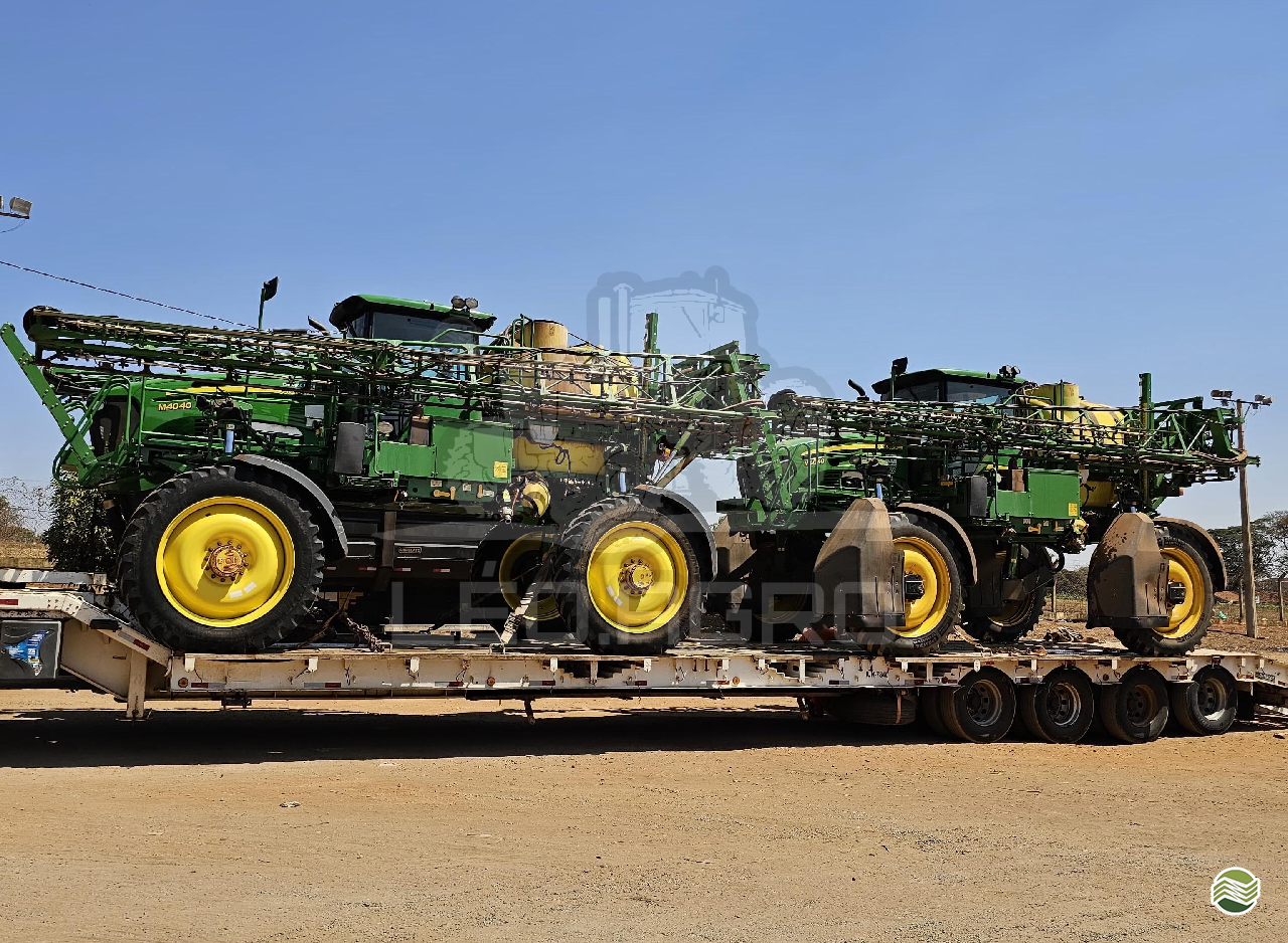 PULVERIZADOR JOHN DEERE JOHN DEERE M4040 Tração 4x4 Léo.Agro CAMBE PARANÁ PR