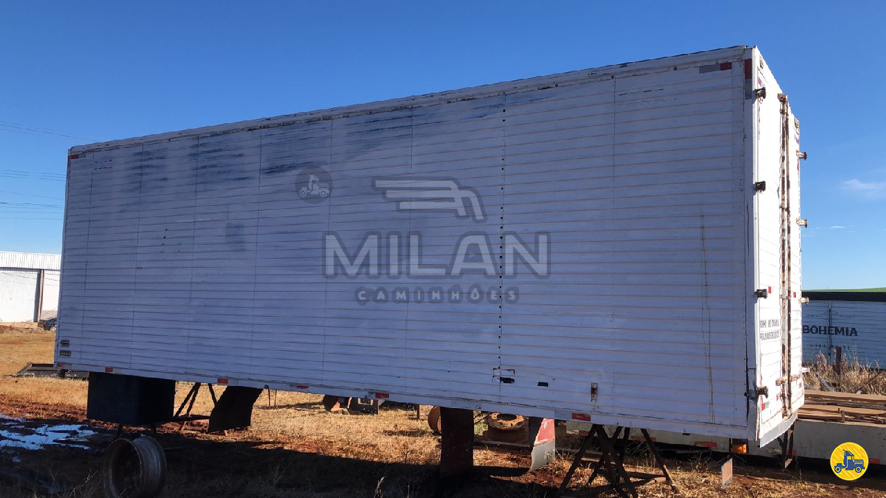 EQUIPAMENTOS DIVERSOS CONTAINER Milan Caminhões SARANDI RIO GRANDE DO SUL RS