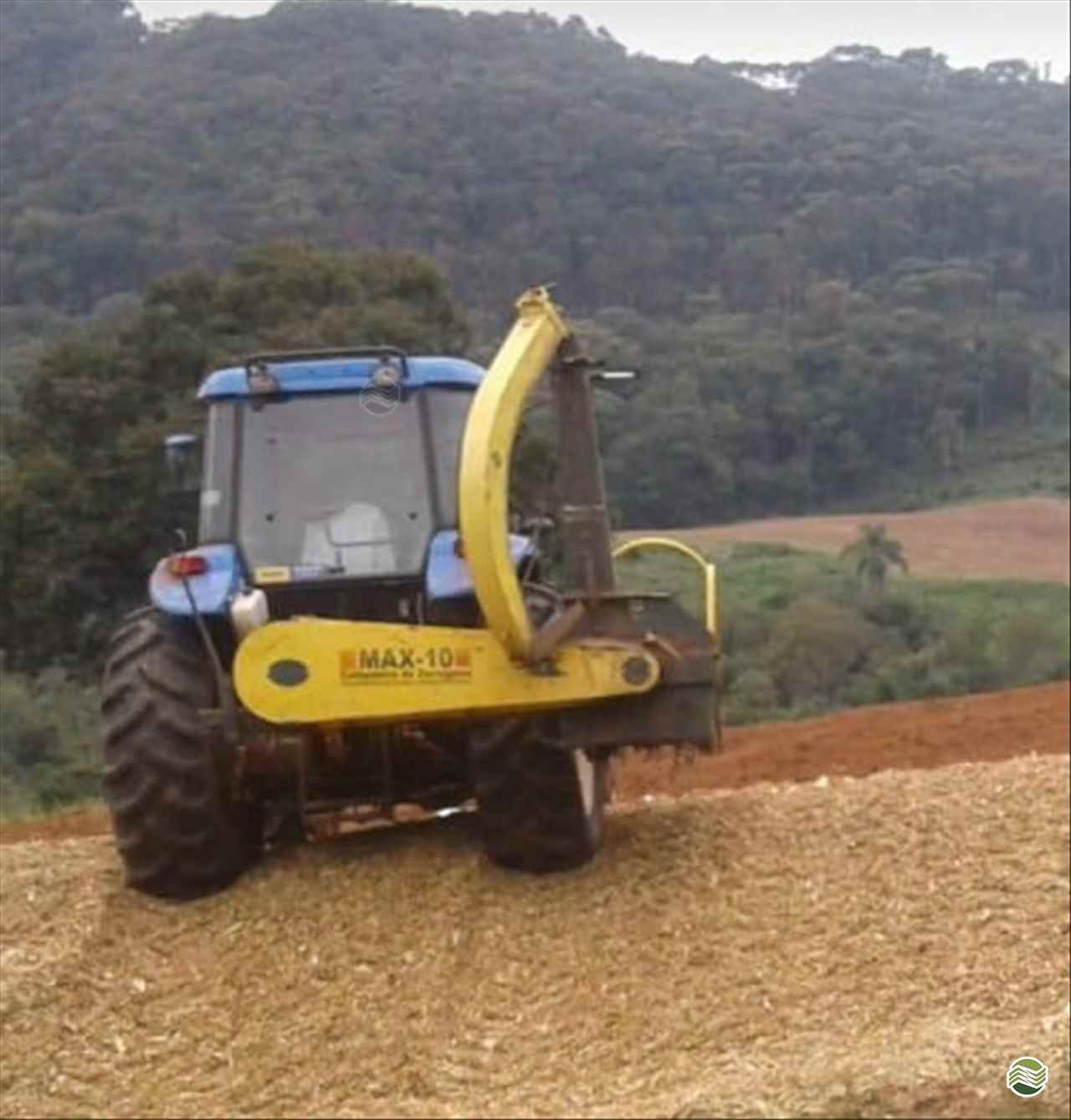 IMPLEMENTOS AGRICOLAS ENSILADEIRA COLHEDORA DE CAPIM Agropec Implementos Agrícolas CRUZ MACHADO PARANÁ PR
