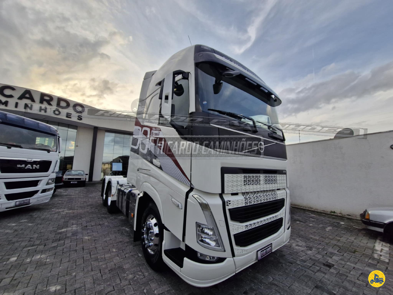 CAMINHAO VOLVO VOLVO FH 460 Cavalo Mecânico Cavalo 6x2 Ricardo Caminhões Curitiba CURITIBA PARANÁ PR