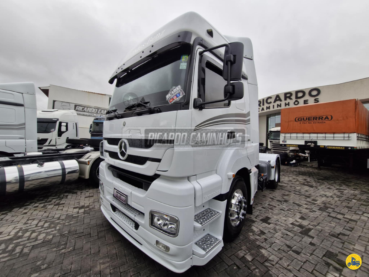 CAMINHAO MERCEDES-BENZ MB 2041 Cavalo Mecânico Cavalo 4x2 Ricardo Caminhões Curitiba CURITIBA PARANÁ PR