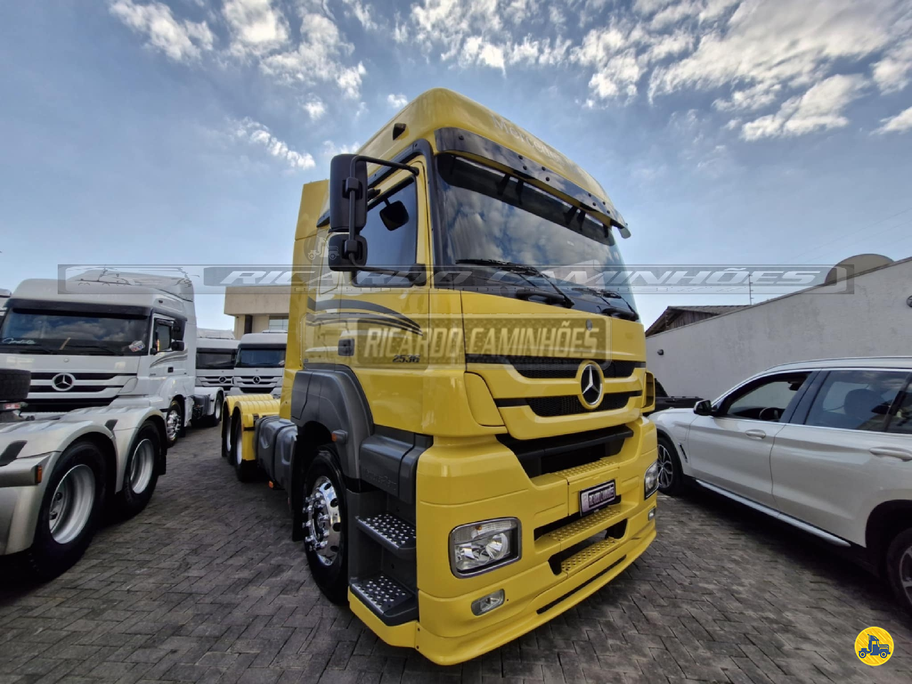 CAMINHAO MERCEDES-BENZ MB 2536 Cavalo Mecânico Cavalo 6x2 Ricardo Caminhões Curitiba CURITIBA PARANÁ PR