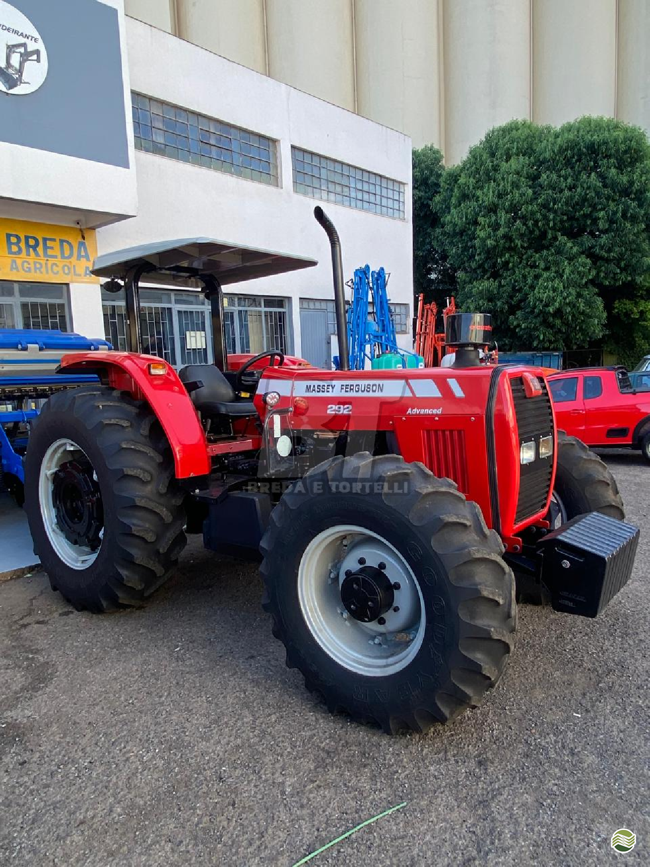 MF 292 de BT Comercial Agrícola Breda e Tortelli 