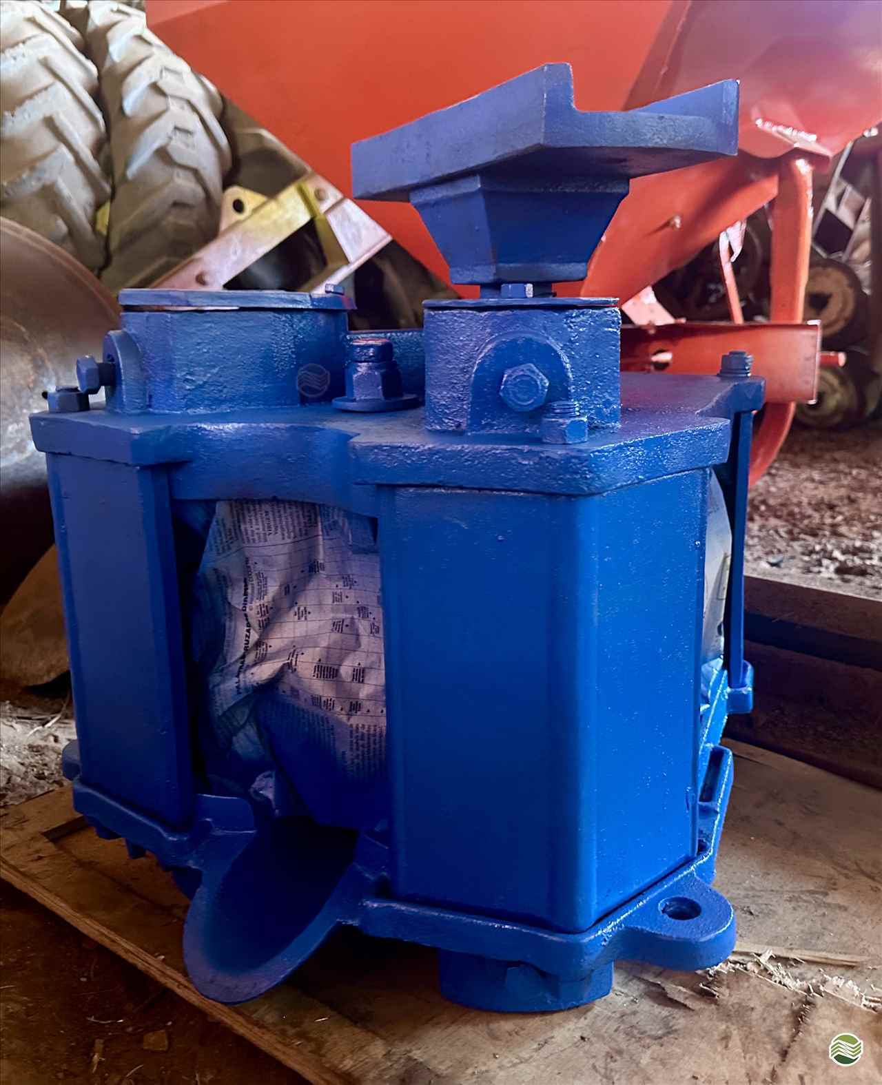 EQUIPAMENTOS CANA DE AÇUCAR MOENDA DE CANA Gobo Implementos Agrícolas IJUI RIO GRANDE DO SUL RS
