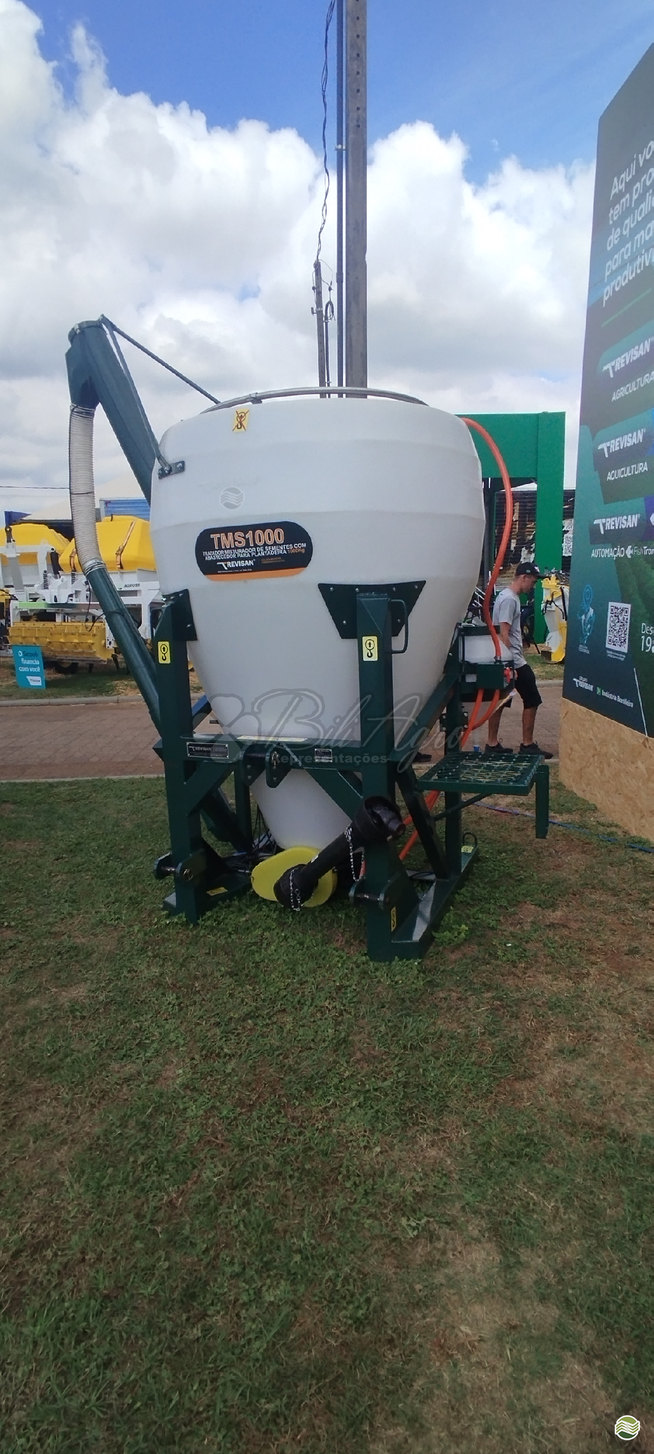 IMPLEMENTOS AGRICOLAS TRATADOR DE SEMENTES TRATADOR DE SEMENTES Bili Agro IJUI RIO GRANDE DO SUL RS