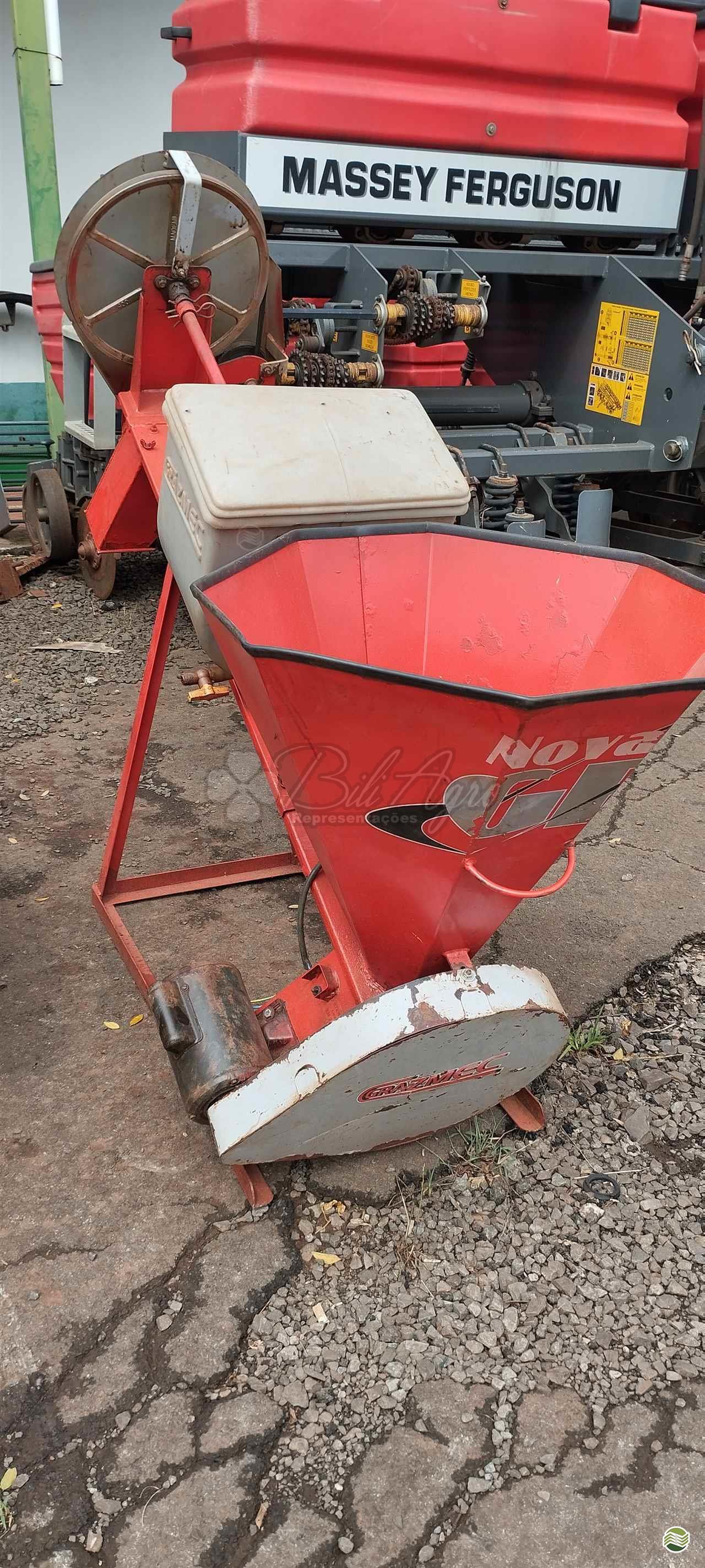 IMPLEMENTOS AGRICOLAS TRATADOR DE SEMENTES TRATADOR DE SEMENTES Bili Agro IJUI RIO GRANDE DO SUL RS