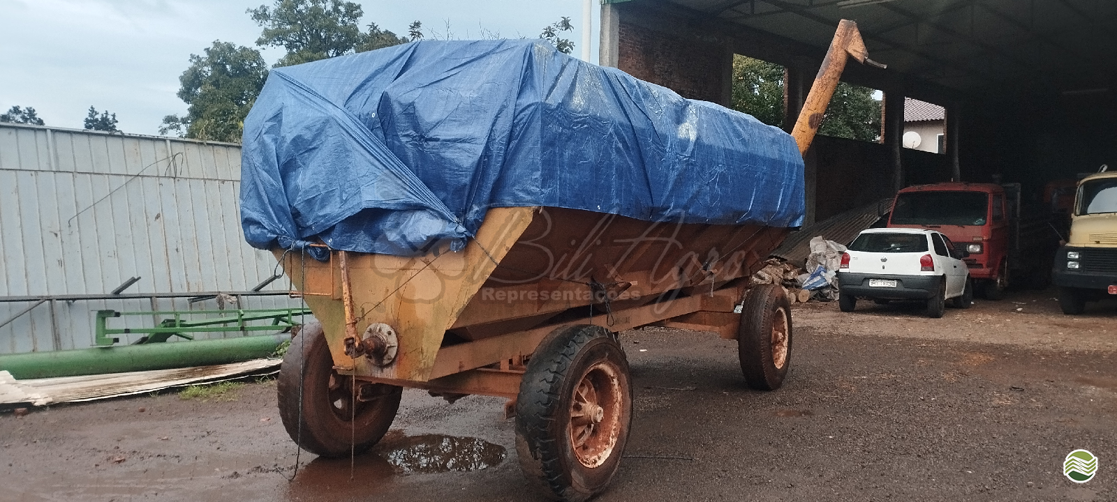IMPLEMENTOS AGRICOLAS CARRETA BAZUKA GRANELEIRA 10000 Bili Agro IJUI RIO GRANDE DO SUL RS