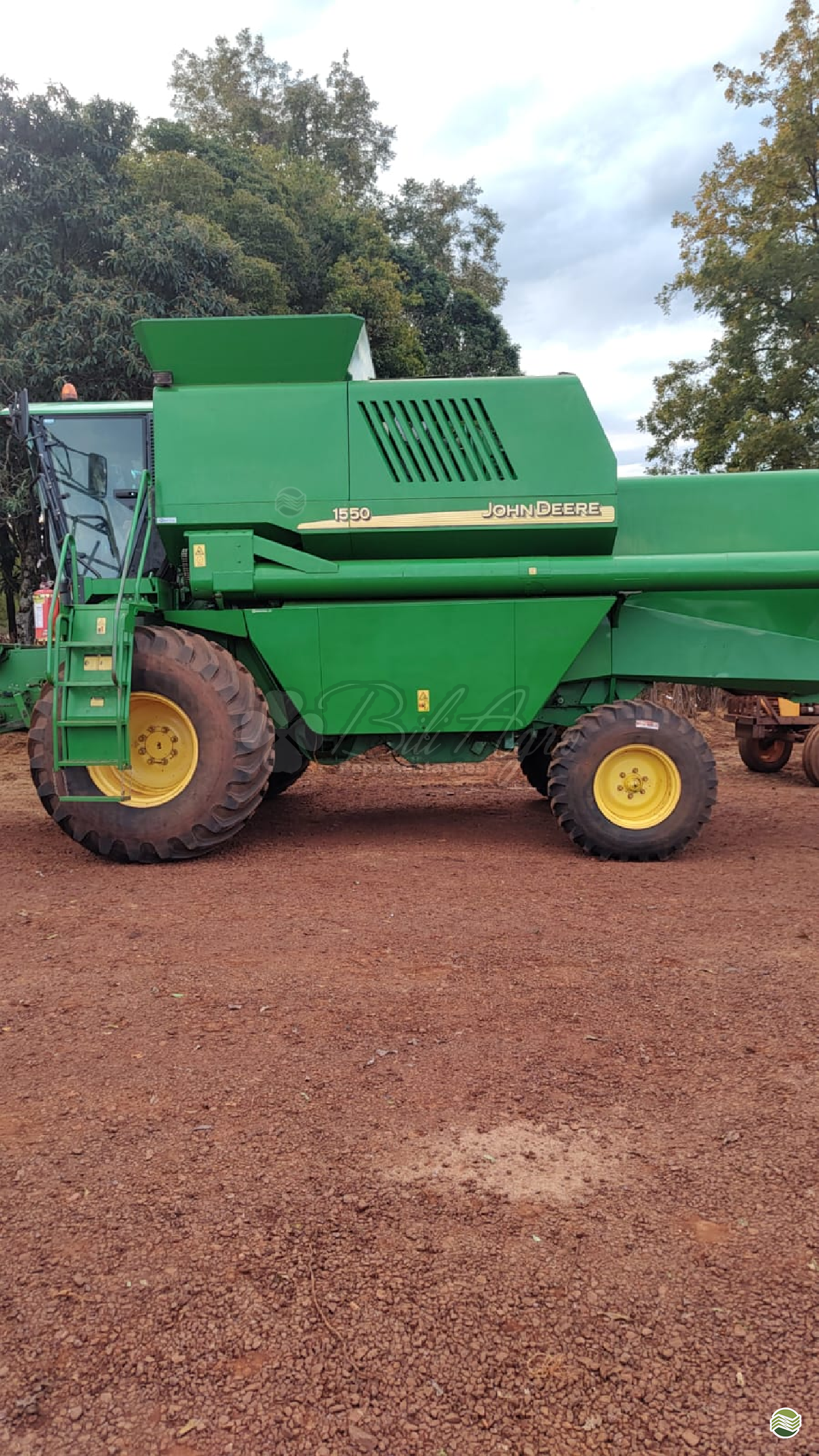 COLHEITADEIRA JOHN DEERE JOHN DEERE 1550 Bili Agro IJUI RIO GRANDE DO SUL RS