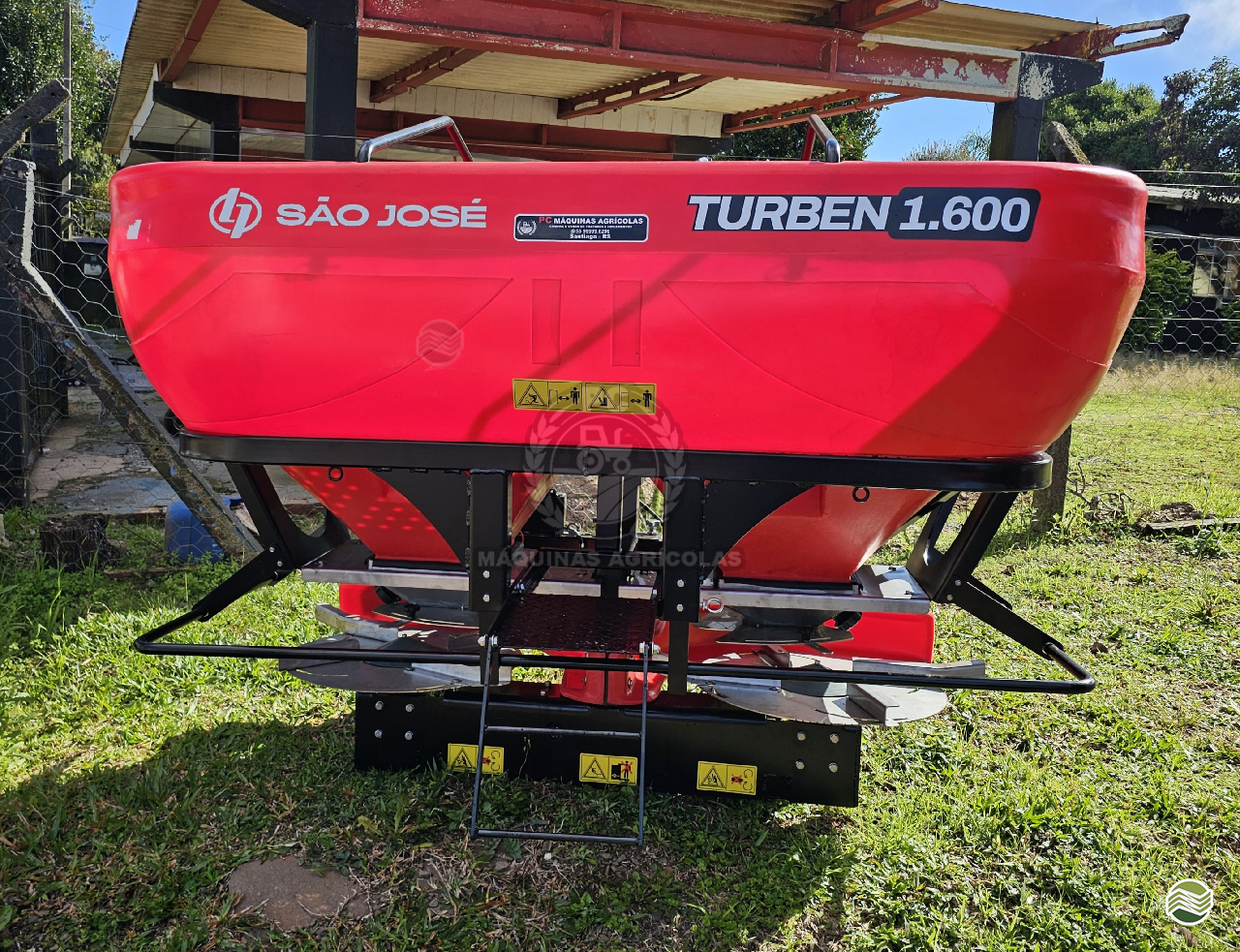 IMPLEMENTOS AGRICOLAS DISTRIBUIDOR FERTILIZANTES E SEMENTES DISCO DUPLO PC Máquinas Agrícolas SANTIAGO RIO GRANDE DO SUL RS
