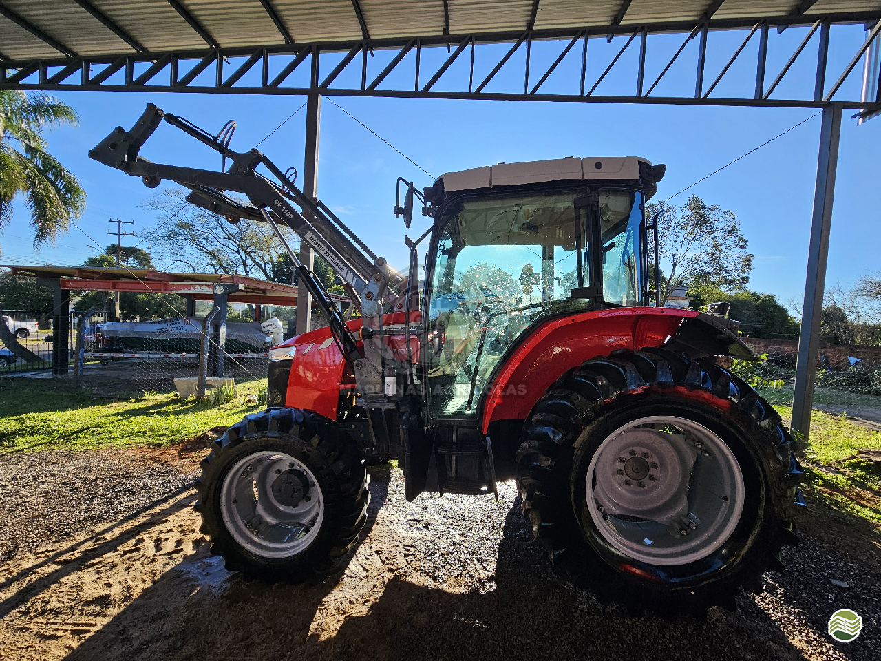 TRATOR MASSEY FERGUSON MF 4707 Tração 4x4 PC Máquinas Agrícolas SANTIAGO RIO GRANDE DO SUL RS