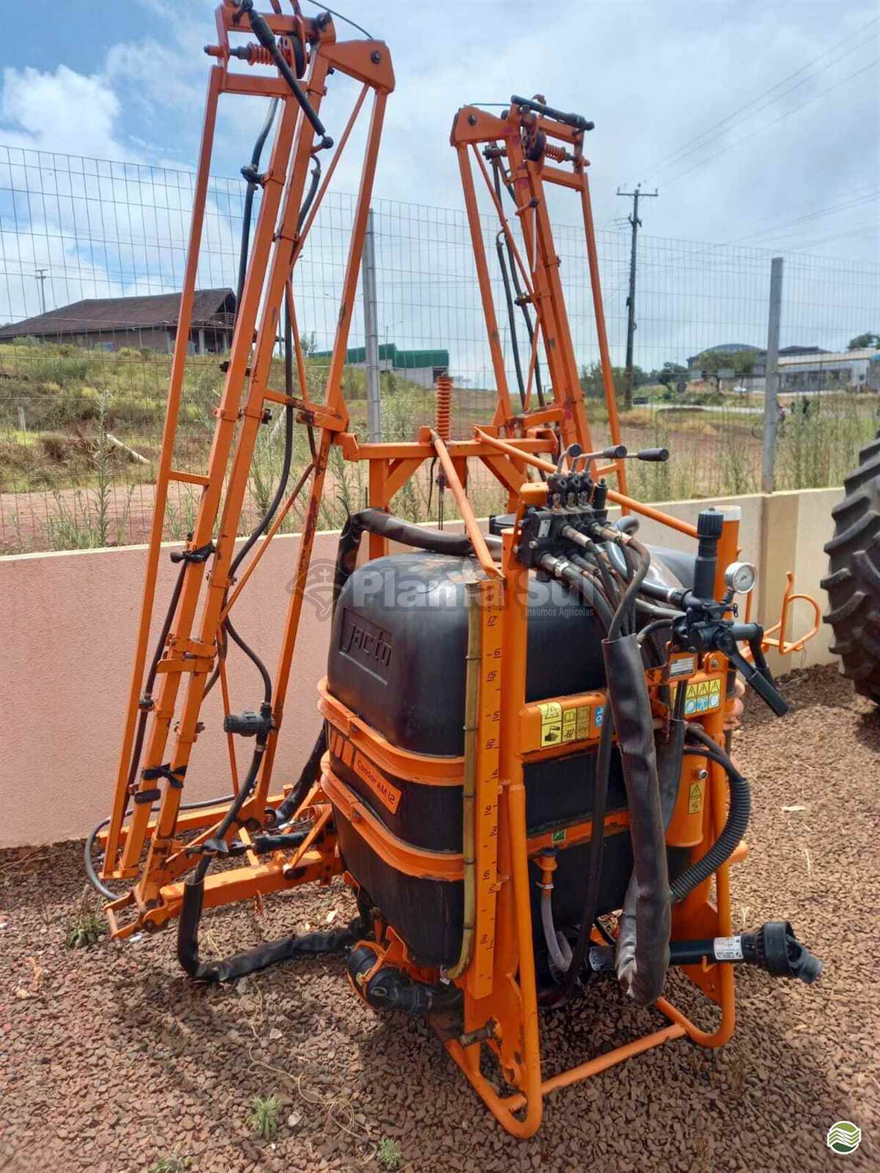 PULVERIZADOR JACTO AM 14 Acoplado Hidráulico Planta Sul SEBERI RIO GRANDE DO SUL RS