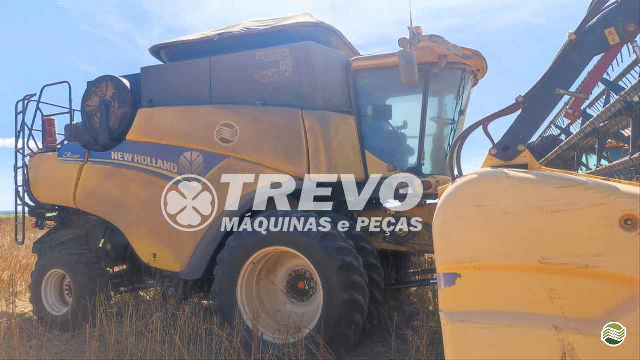 COLHEITADEIRA NEW HOLLAND CR 6080 Trevo Máquinas e Peças - Kuhn TENENTE PORTELA RIO GRANDE DO SUL RS