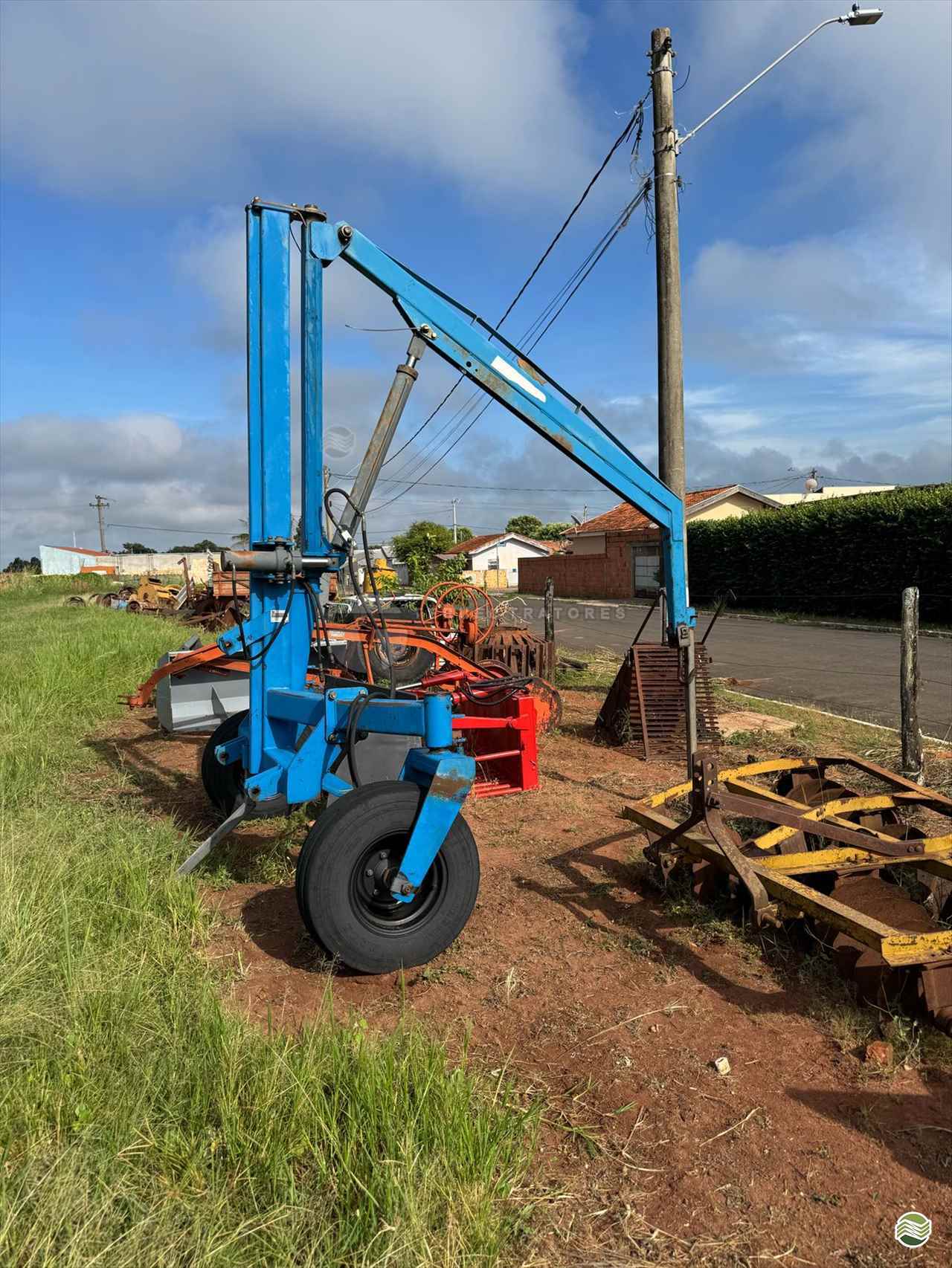 IMPLEMENTOS AGRICOLAS GUINCHO BIG BAG GUINCHO 1200 Kg Teruel Tratores ALVINLANDIA SÃO PAULO SP