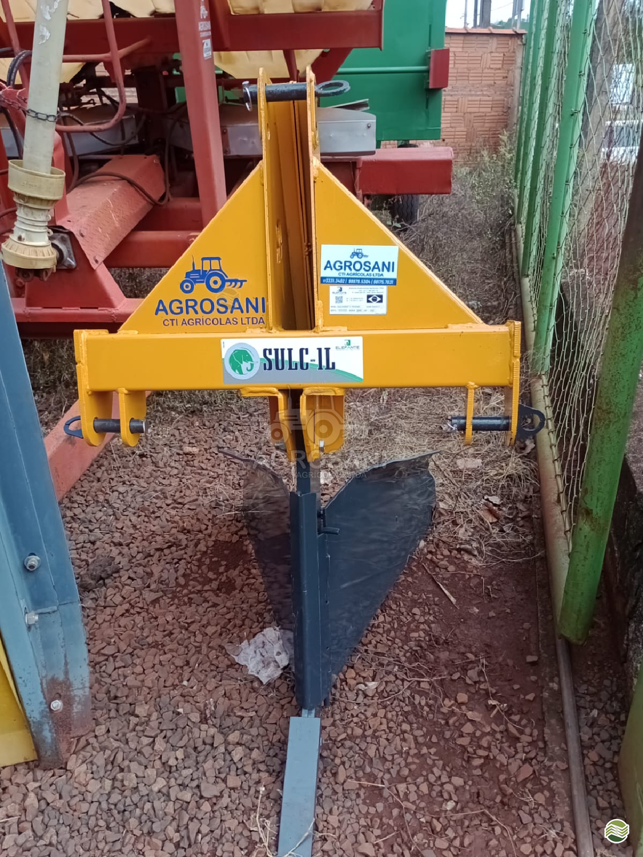 IMPLEMENTOS AGRICOLAS SULCADOR 1 LINHA Agrosani GUAIRA SÃO PAULO SP