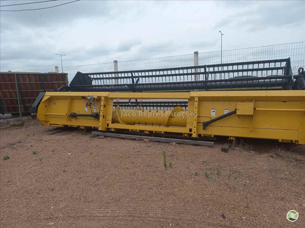 PLATAFORMA COLHEITADEIRA NEW HOLLAND SOJA Jacó Comércio de Peças Agrícolas LTDA PORTO ALEGRE RIO GRANDE DO SUL RS