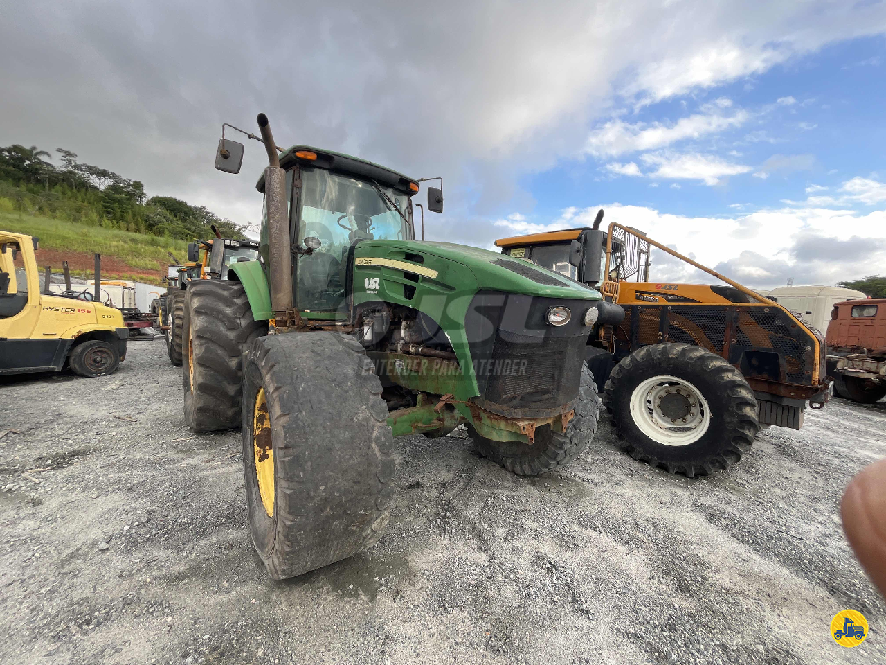 TRATOR JOHN DEERE JOHN DEERE 7195J Tração 4x4 JSL Seminovos ITAQUAQUECETUBA SÃO PAULO SP