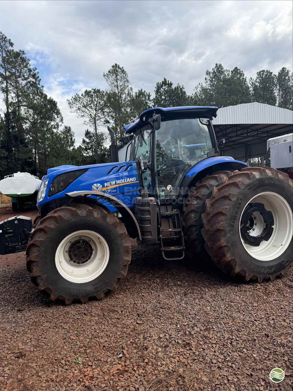 TRATOR NEW HOLLAND NEW T7 260 Tração 4x4 Engmáquinas Agrícolas CASCAVEL PARANÁ PR