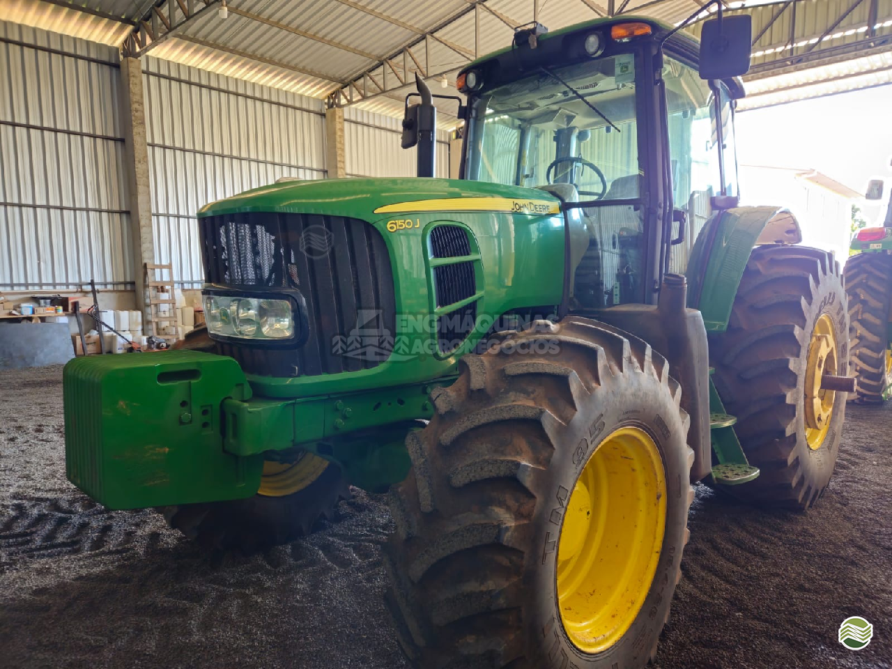 JOHN DEERE 6150J de Engmáquinas Agrícolas