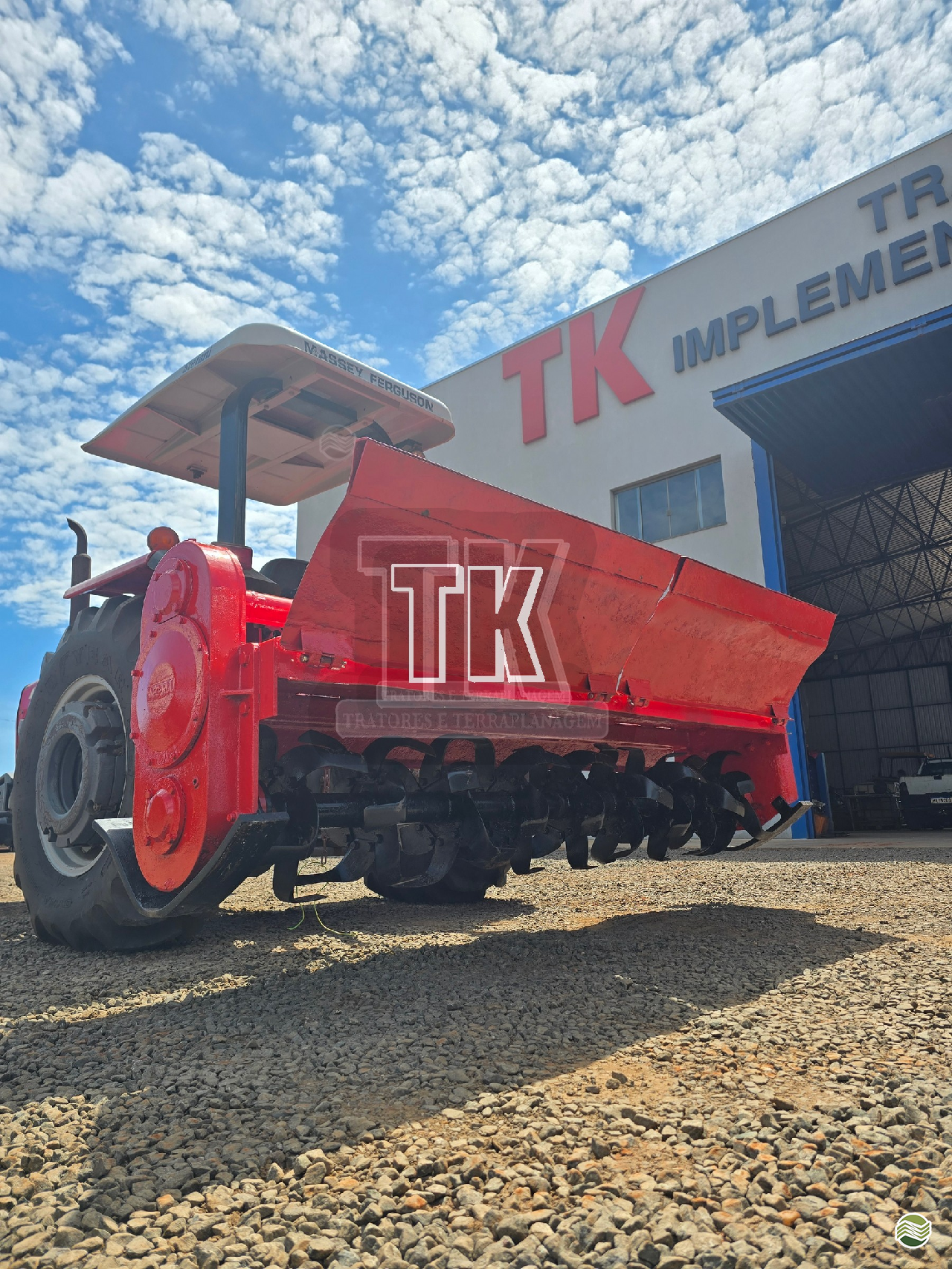 IMPLEMENTOS AGRICOLAS ENXADA ROTATIVA ENXADA ROTATIVA TK Tratores NOVA ANDRADINA MATO GROSSO DO SUL MS