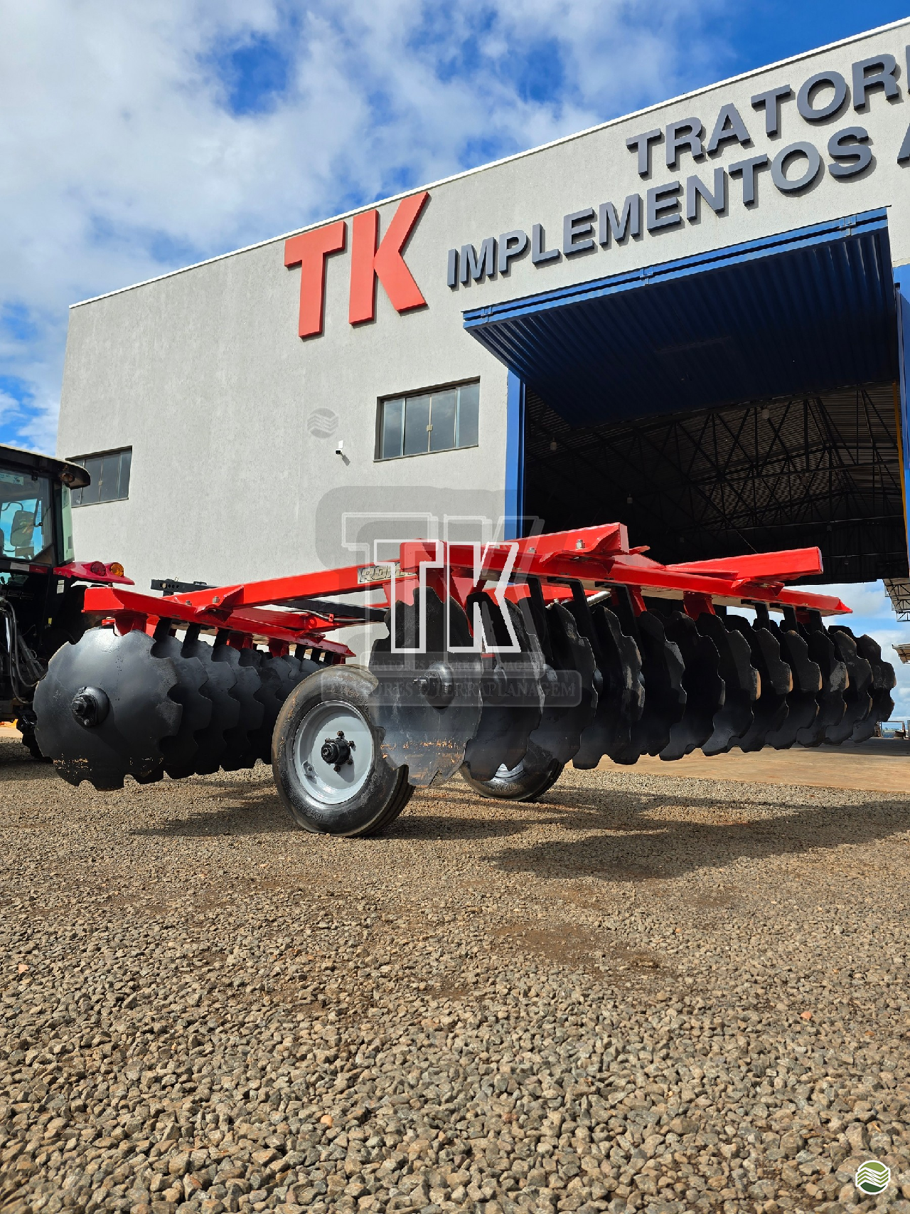 IMPLEMENTOS AGRICOLAS GRADE INTERMEDIÁRIA INTERMEDIÁRIA 24 DISCOS TK Tratores NOVA ANDRADINA MATO GROSSO DO SUL MS