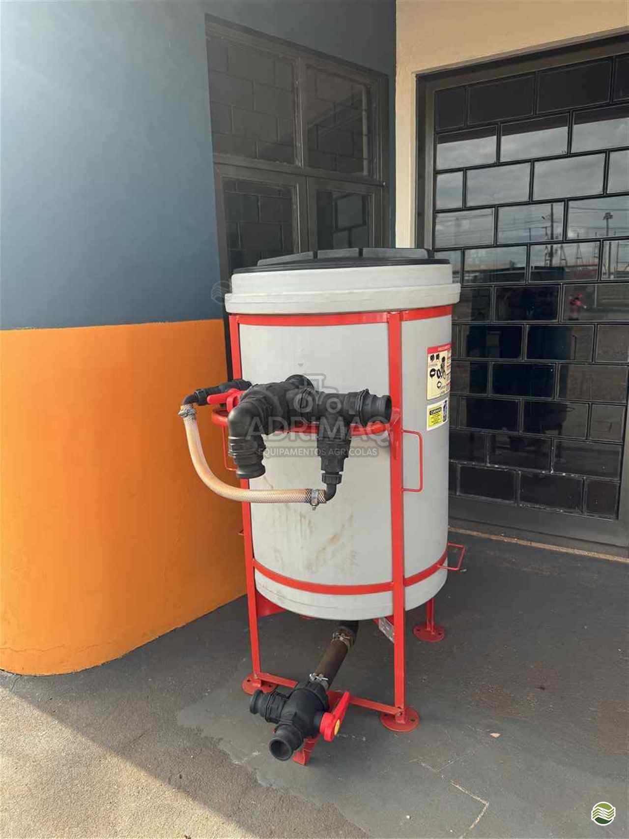 IMPLEMENTOS AGRICOLAS HOMOGENEIZADOR HOMOGENEIZADOR MISTURADOR Adrimaq Equipamentos Agrícolas DOURADOS MATO GROSSO DO SUL MS