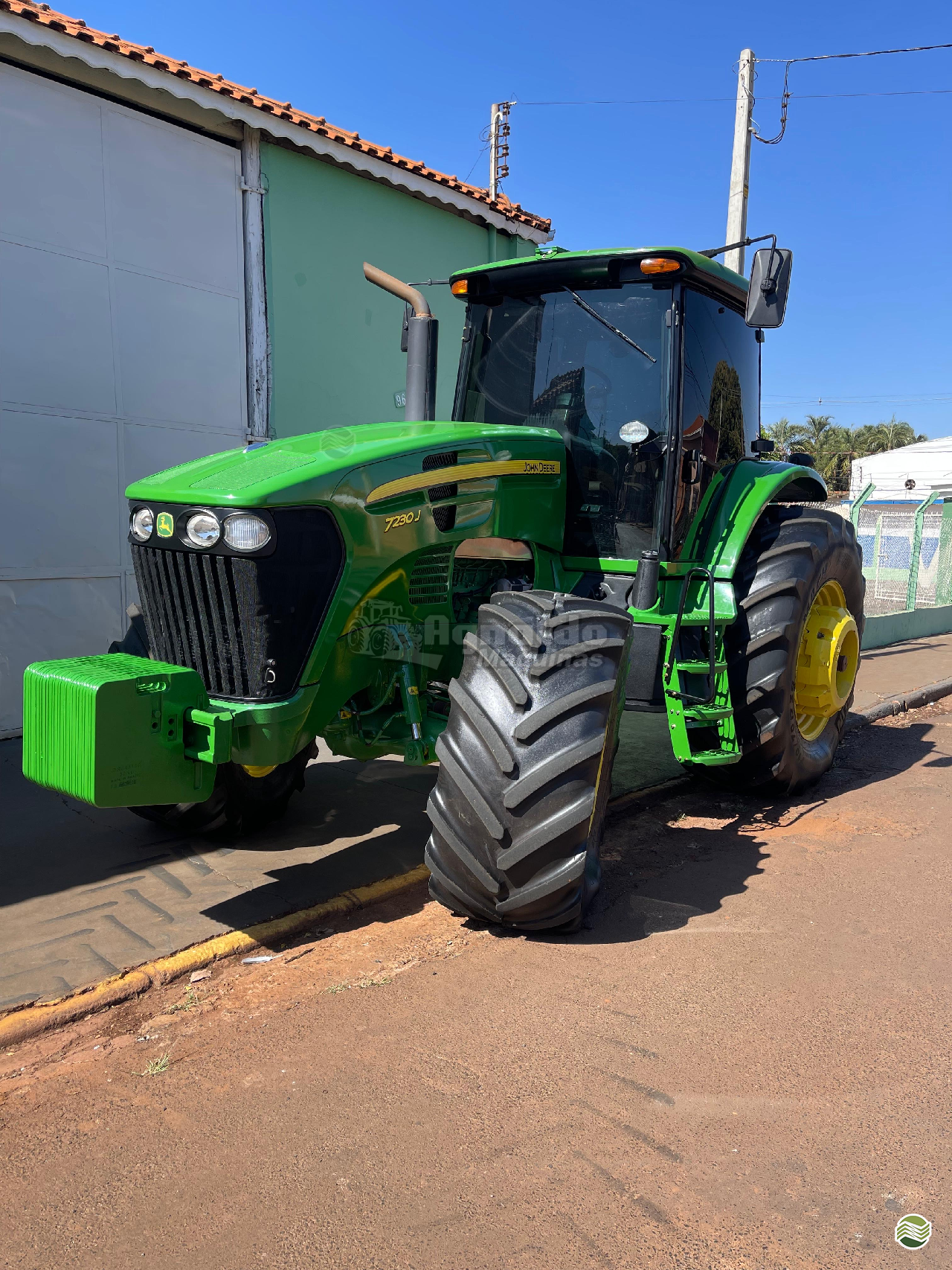 TRATOR JOHN DEERE JOHN DEERE 7230J Tração 4x4 Agnaldo Máquinas Agrícolas  UBERABA MINAS GERAIS MG