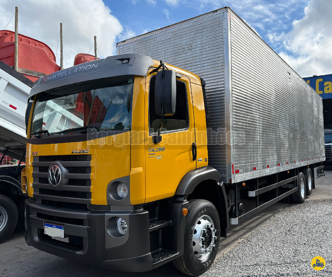 CAMINHAO VOLKSWAGEN VW 24280 Baú Furgão Truck 6x2 Rorgiani Caminhões  BETIM MINAS GERAIS MG