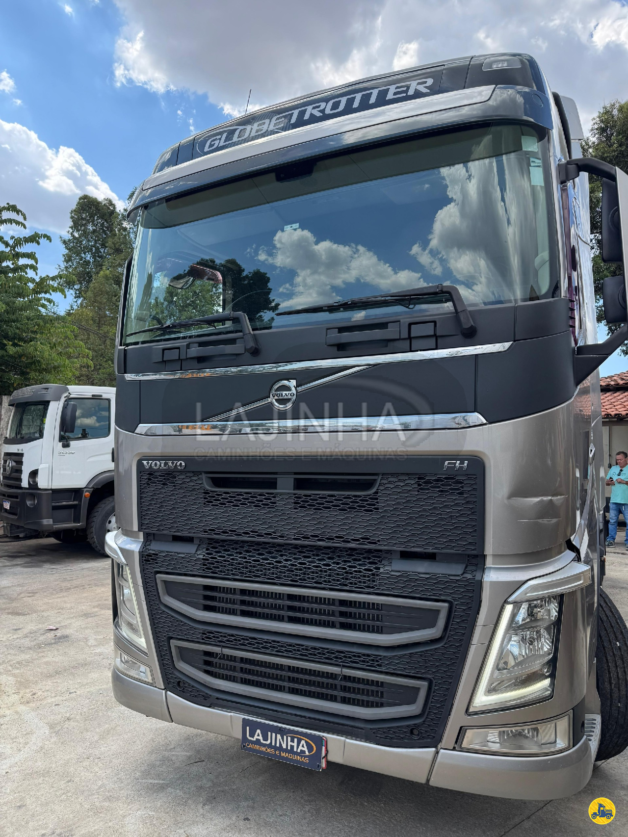 CAMINHAO VOLVO VOLVO FH 540 Cavalo Mecânico Truck 6x4 Lajinha Caminhões BETIM MINAS GERAIS MG