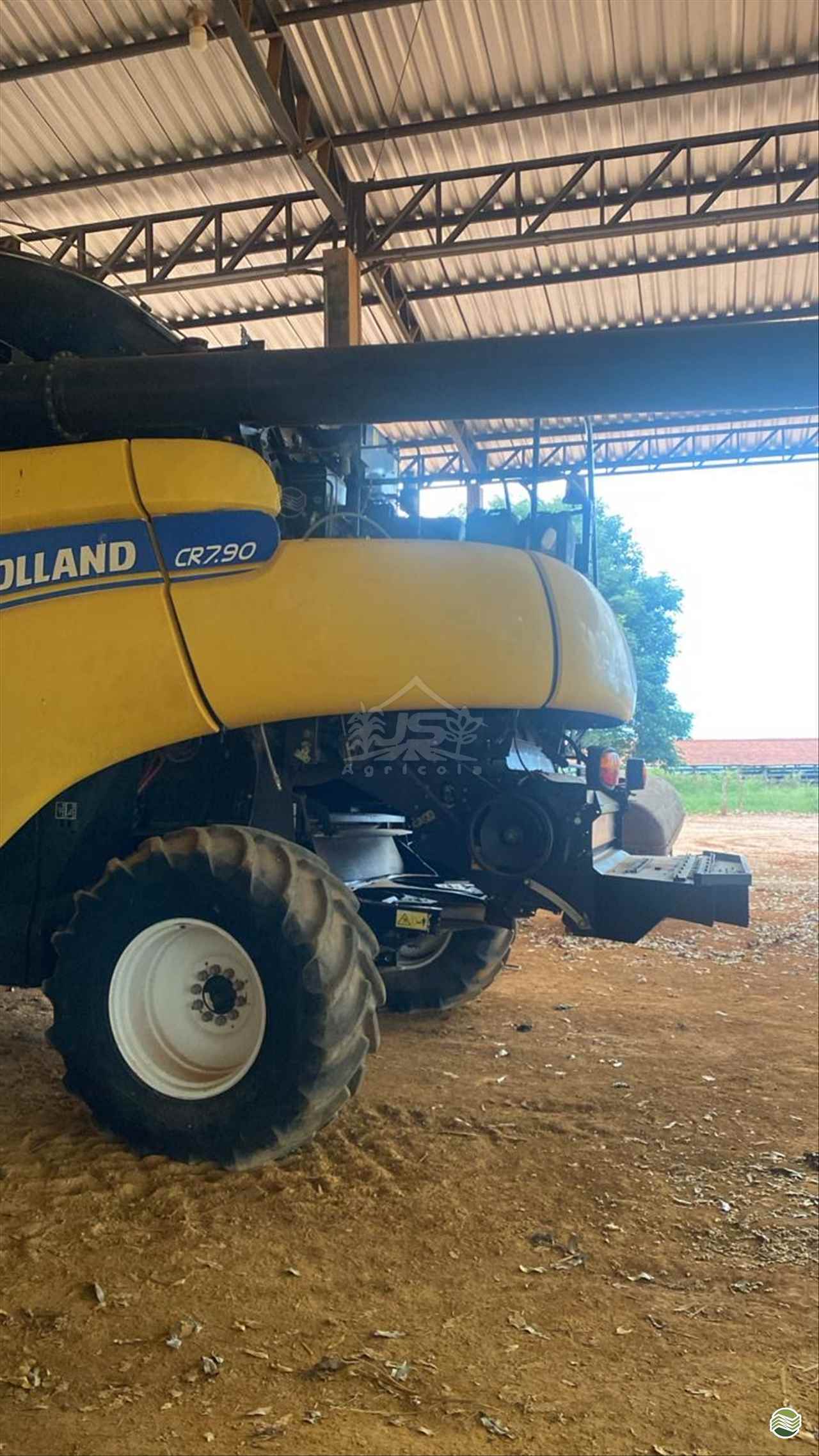 COLHEITADEIRA NEW HOLLAND CR 7.90 JS Agrícola CAMPO VERDE MATO GROSSO MT