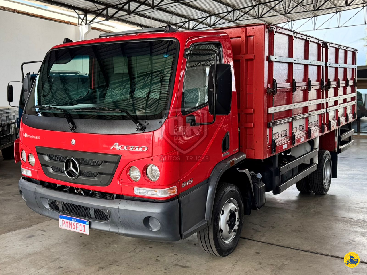CAMINHAO MERCEDES-BENZ MB 815 Graneleiro 3/4 4x2 OR Autos e Trucks PICOS PIAUÍ PI