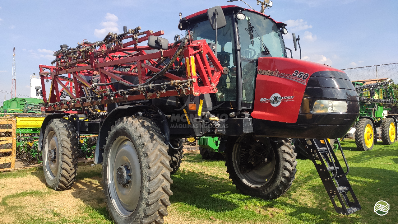 PULVERIZADOR CASE PATRIOT 350 Montano Máquinas Agrícolas LAGOA VERMELHA RIO GRANDE DO SUL RS