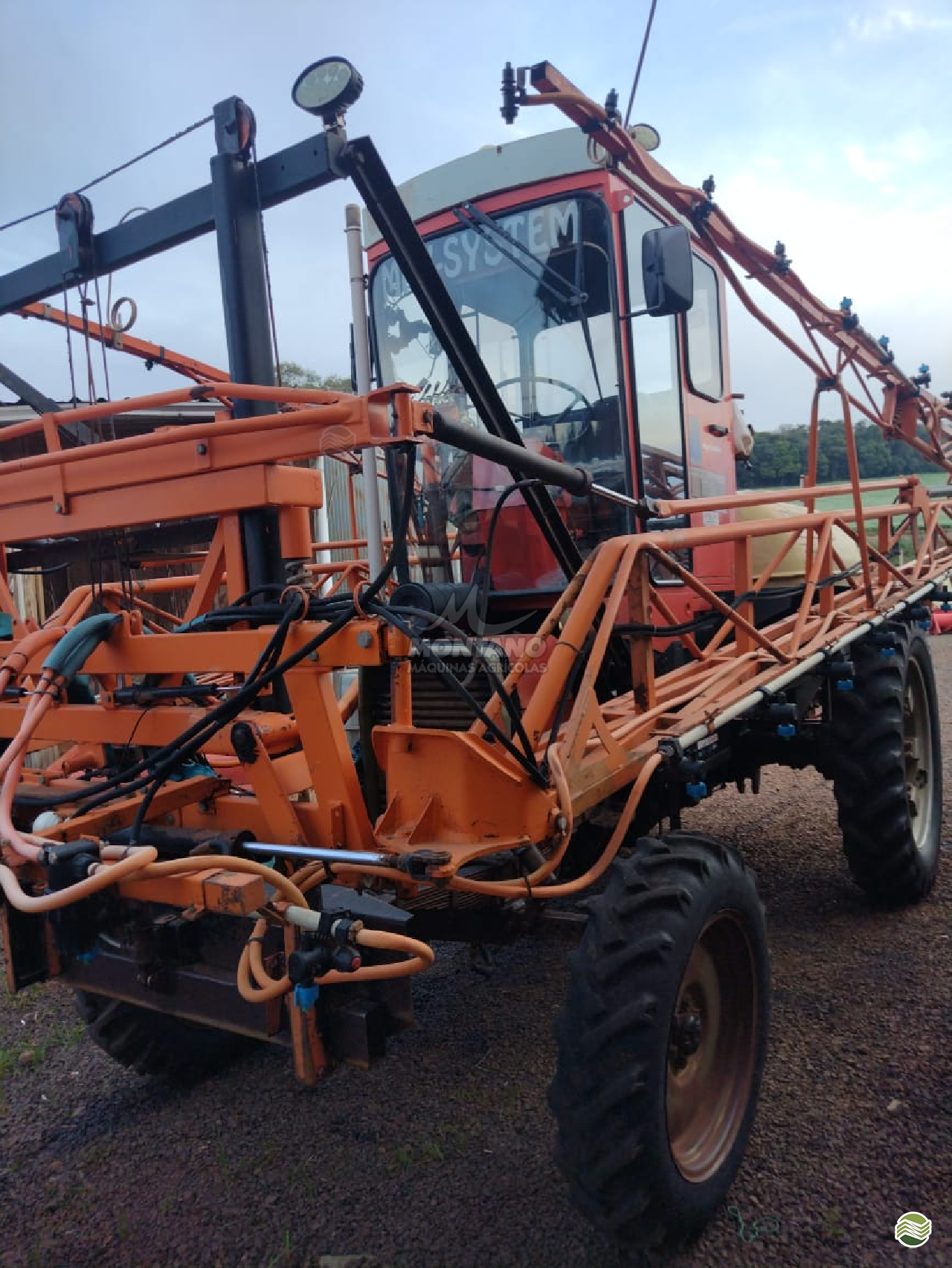 TRATOR MASSEY FERGUSON MF 290 Tração 4x2 Montano Máquinas Agrícolas LAGOA VERMELHA RIO GRANDE DO SUL RS