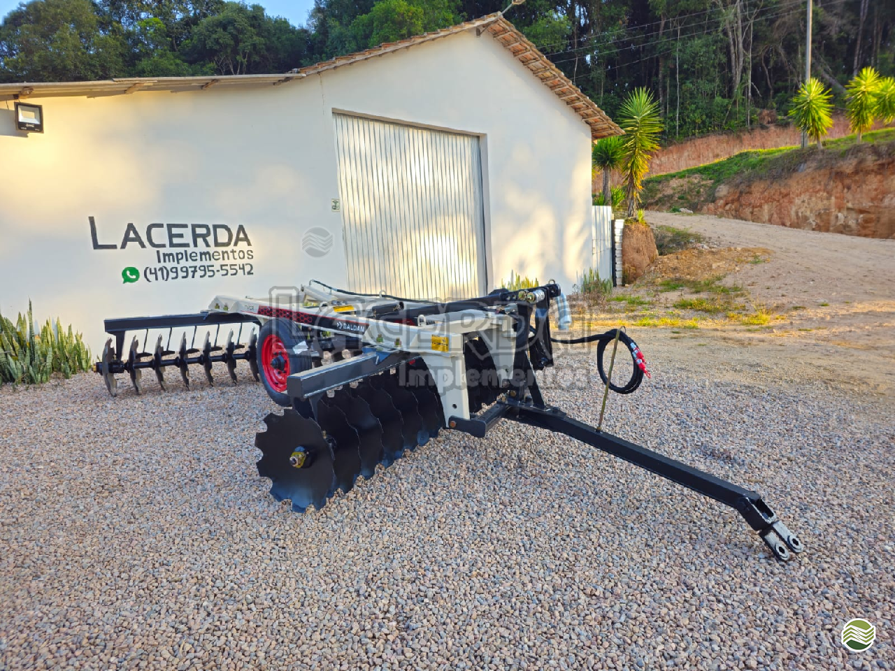IMPLEMENTOS AGRICOLAS GRADE NIVELADORA NIVELADORA 32 DISCOS Lacerda Implementos QUITANDINHA PARANÁ PR