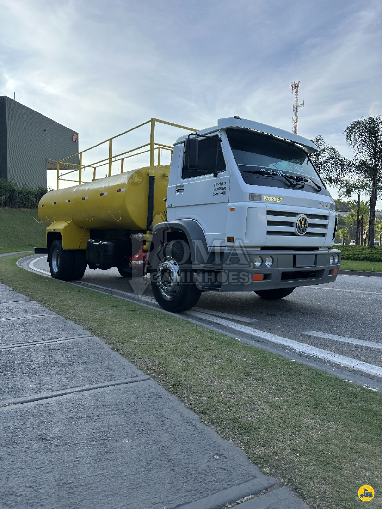 CAMINHAO VOLKSWAGEN VW 17180 Tanque Pipa Toco 4x2 Roma Caminhões CONTAGEM MINAS GERAIS MG