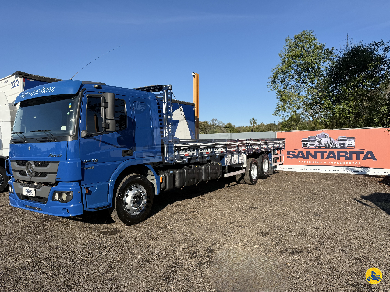 CAMINHAO MERCEDES-BENZ MB 2430 Carga Seca Truck 6x2 Santa Rita Caminhões FAZENDA VILANOVA RIO GRANDE DO SUL RS