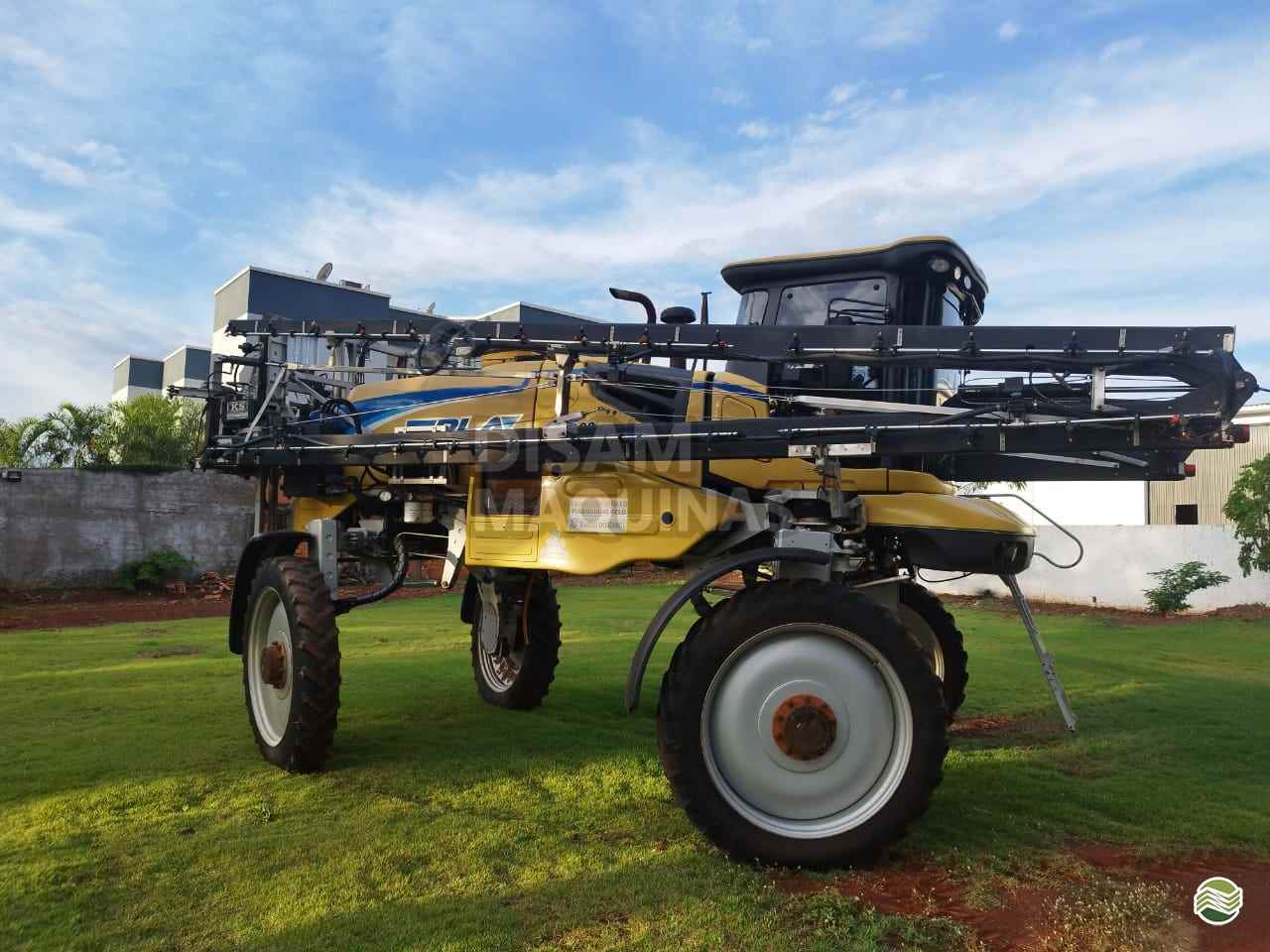 PULVERIZADOR PLA H 3000 Tração 4x4 Disam Máquinas - Stara MEDIANEIRA PARANÁ PR