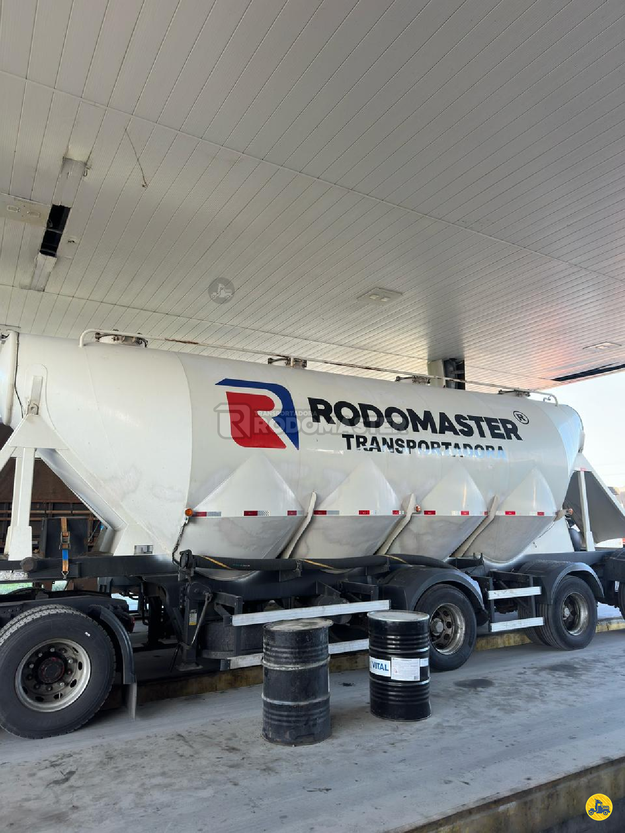 CARRETA SEMI-REBOQUE SILO Transportadora Rodomaster ARAQUARI SANTA CATARINA SC