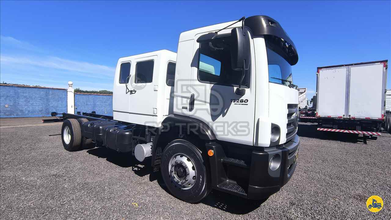 CAMINHAO VOLKSWAGEN VW 17280 Carroceria Cabine Suplementar Toco 4x2 RP Trucks CRAVINHOS SÃO PAULO SP
