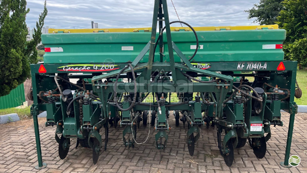 PLANTADEIRA KF KF 7040 Cotrisal SARANDI RIO GRANDE DO SUL RS