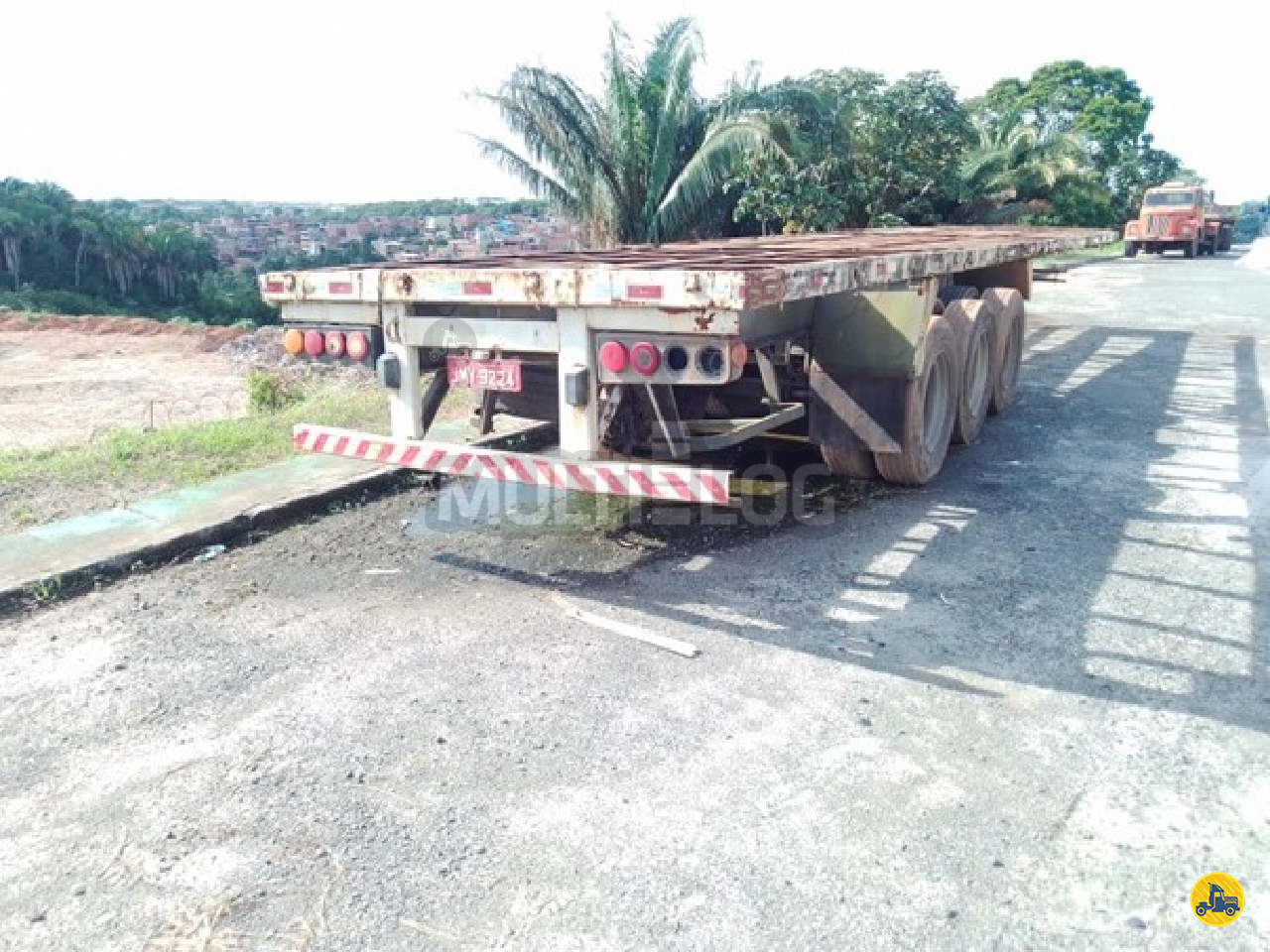 CARRETA SEMI-REBOQUE PORTA-CONTAINER MULTILOG ITAJAI SANTA CATARINA SC