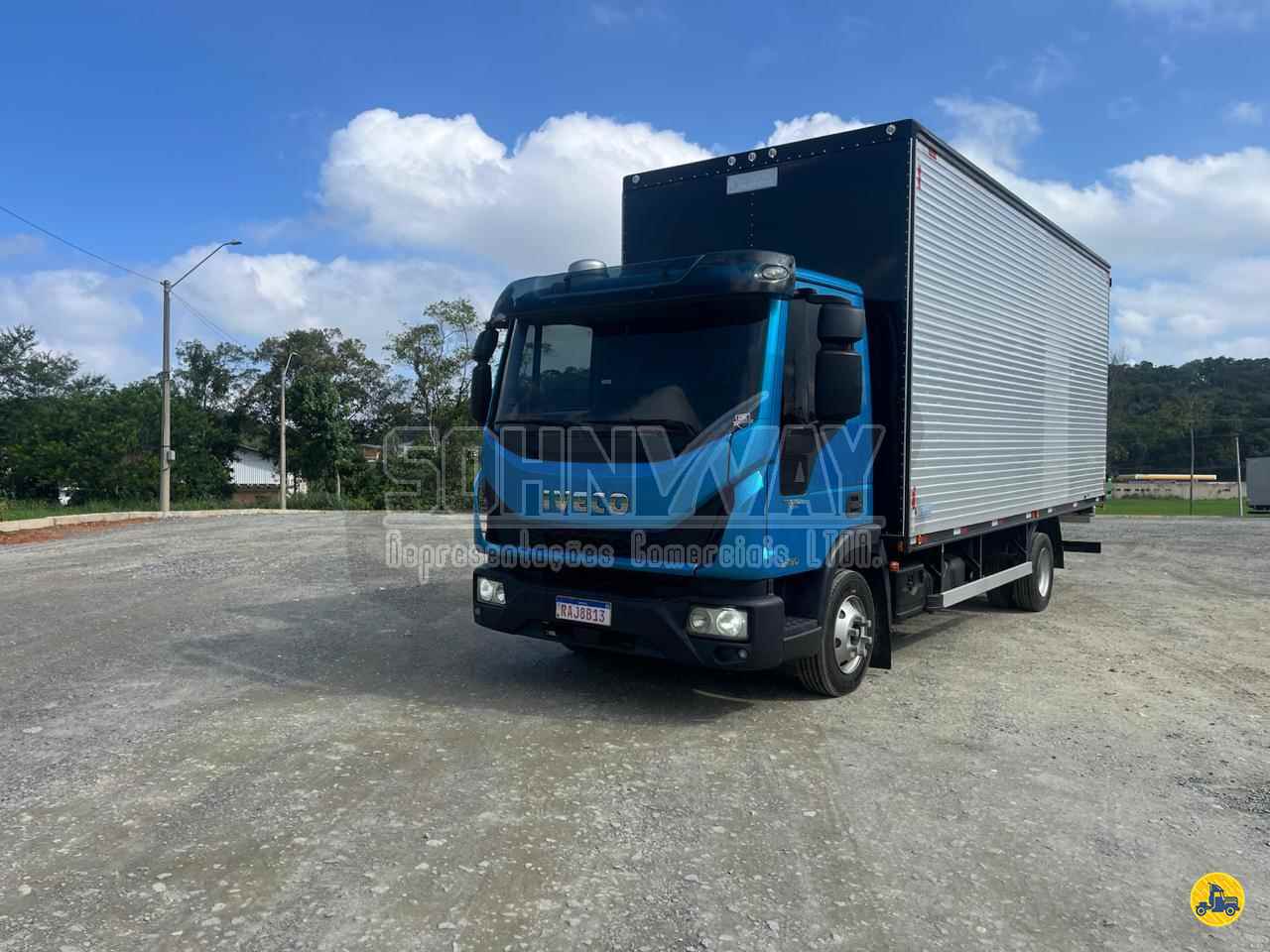 CAMINHAO IVECO TECTOR 9-190 Baú Furgão 3/4 4x2 Sohnway Representações JOINVILLE SANTA CATARINA SC