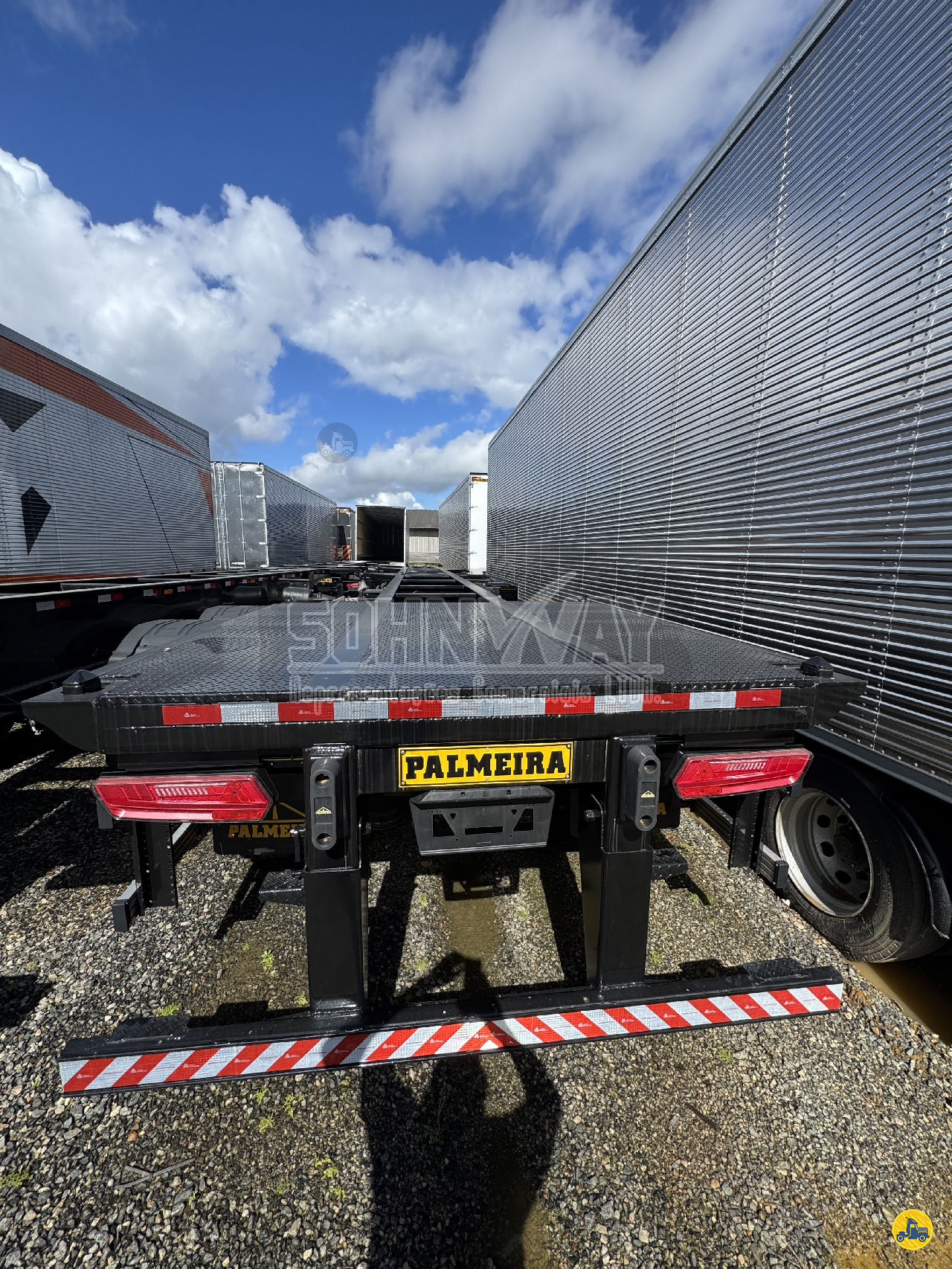 CARRETA SEMI-REBOQUE PORTA-CONTAINER Sohnway Representações JOINVILLE SANTA CATARINA SC