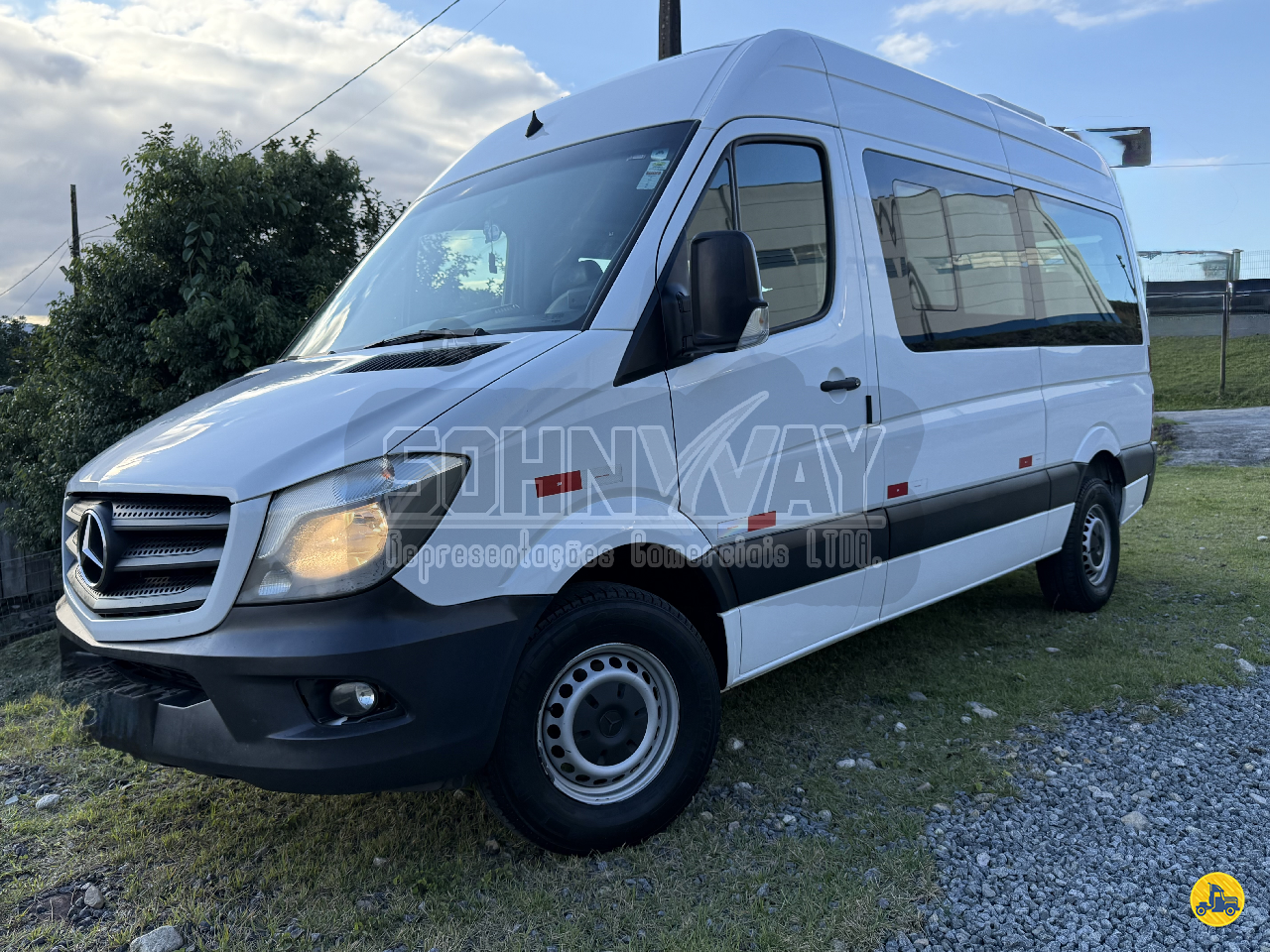 VANS MERCEDES-BENZ Sprinter VAN 415 Sohnway Representações JOINVILLE SANTA CATARINA SC