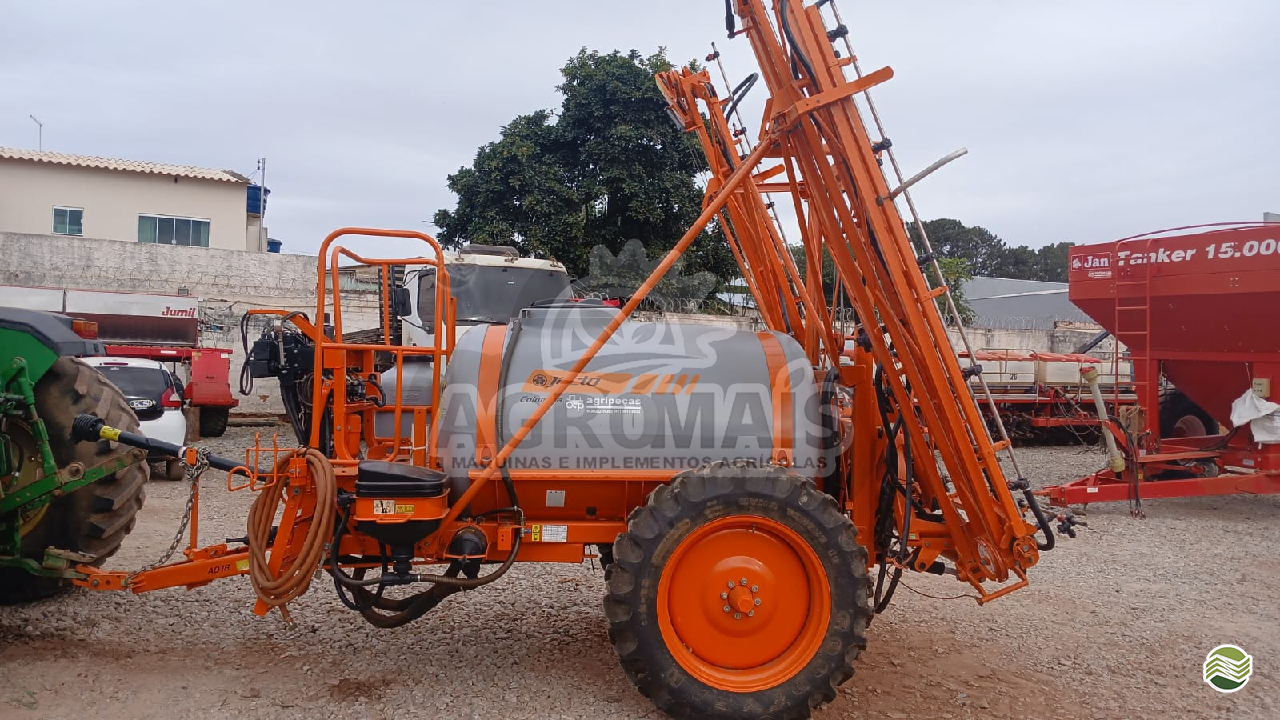 PULVERIZADOR JACTO COLUMBIA AD18 Arrasto Agromais Máquinas e Implementos  CRISTALINA GOIAS GO