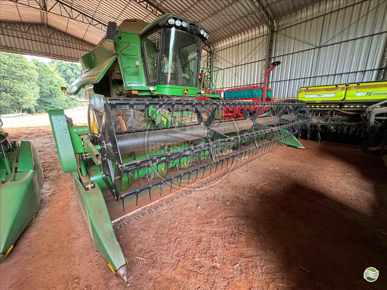 COLHEITADEIRA JOHN DEERE JOHN DEERE 9470 STS Brasil Rural - Agronegócios CAMPINA DA LAGOA PARANÁ PR