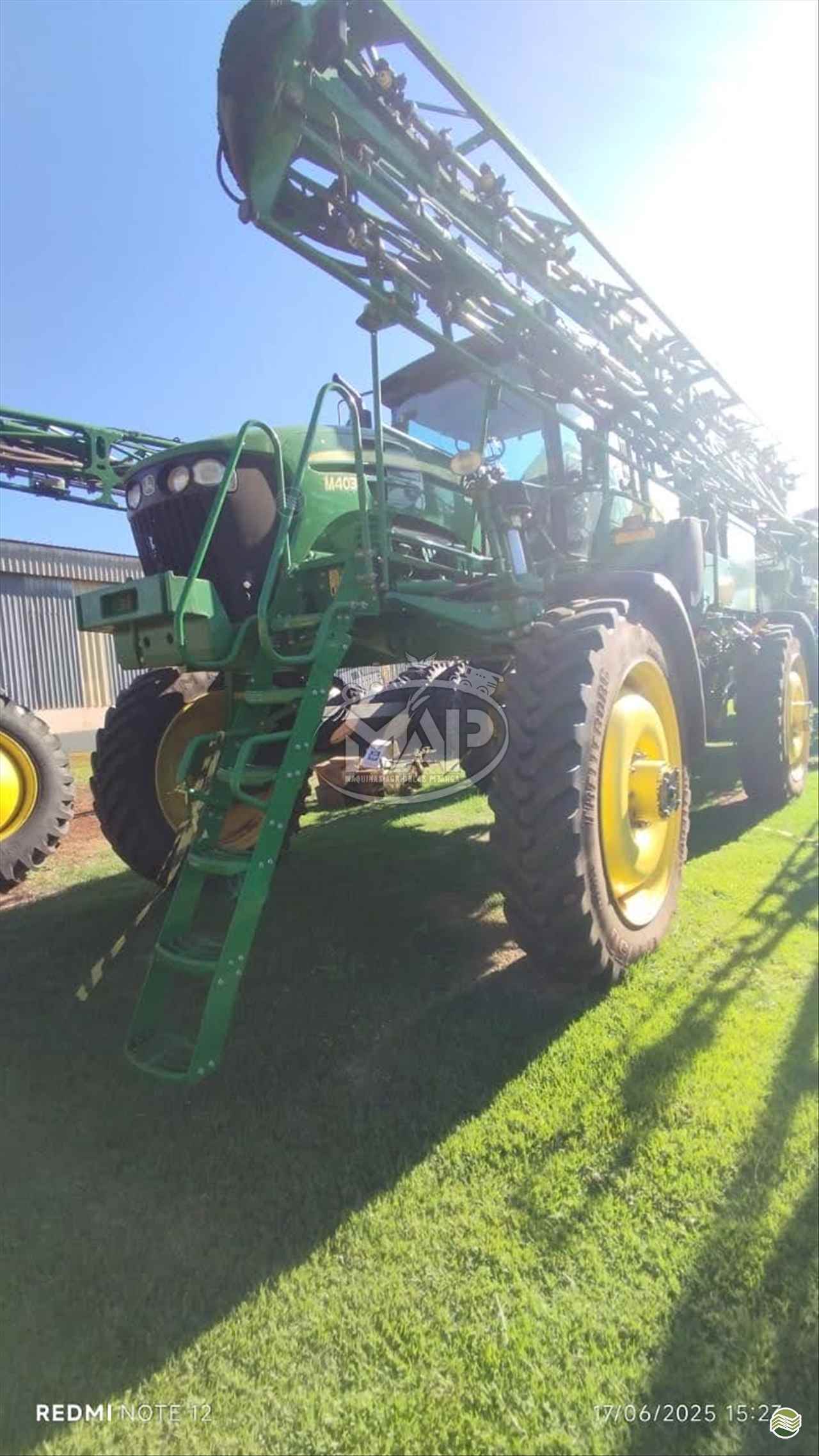 JOHN DEERE M4030 de Máquinas Agrícolas Pitanga