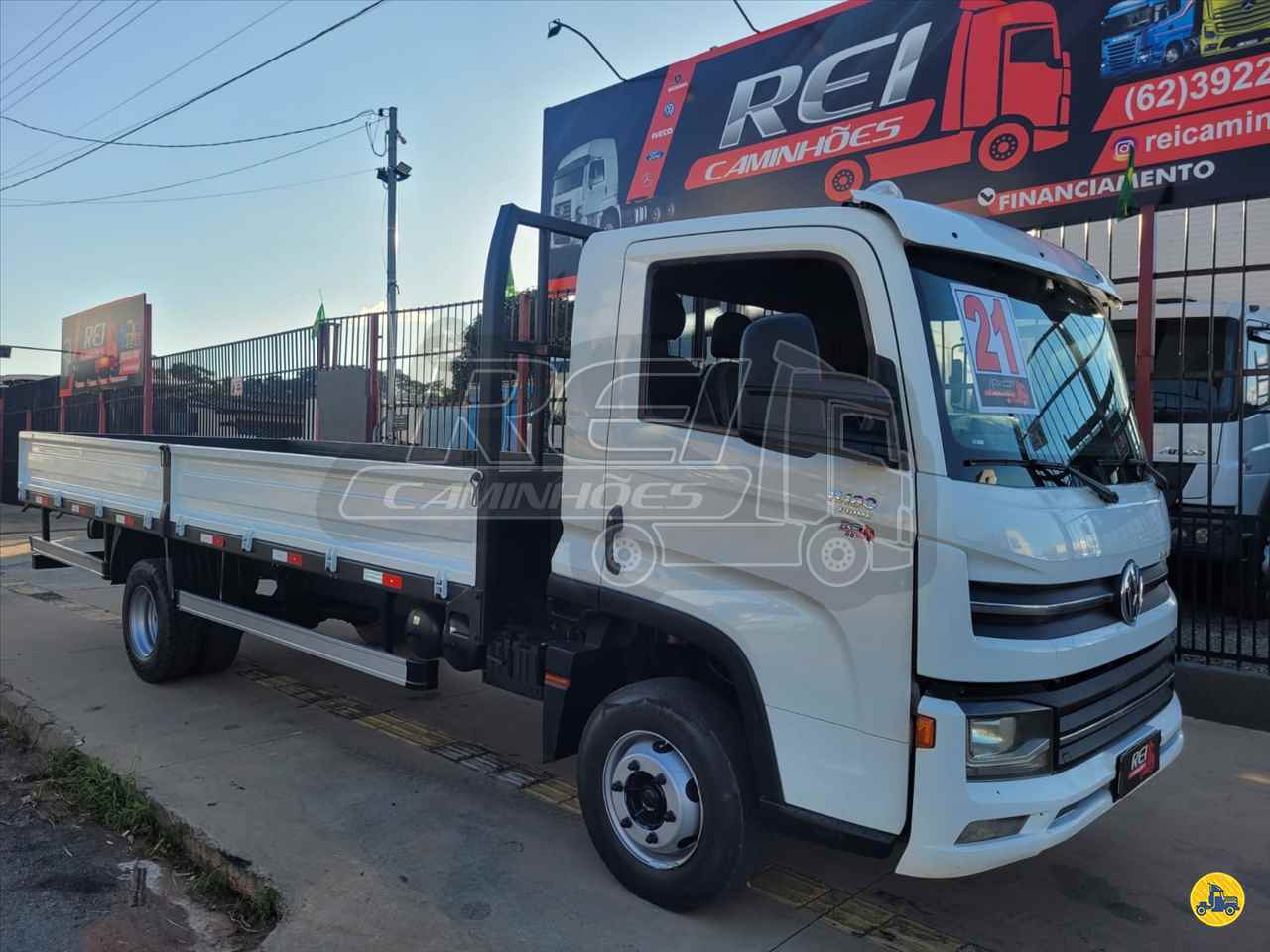 VW 11180 de Rei Caminhões